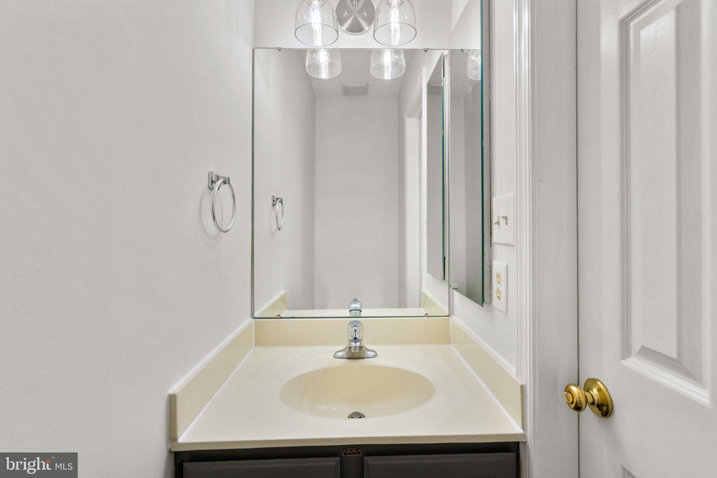 8079 Brightwood Ct