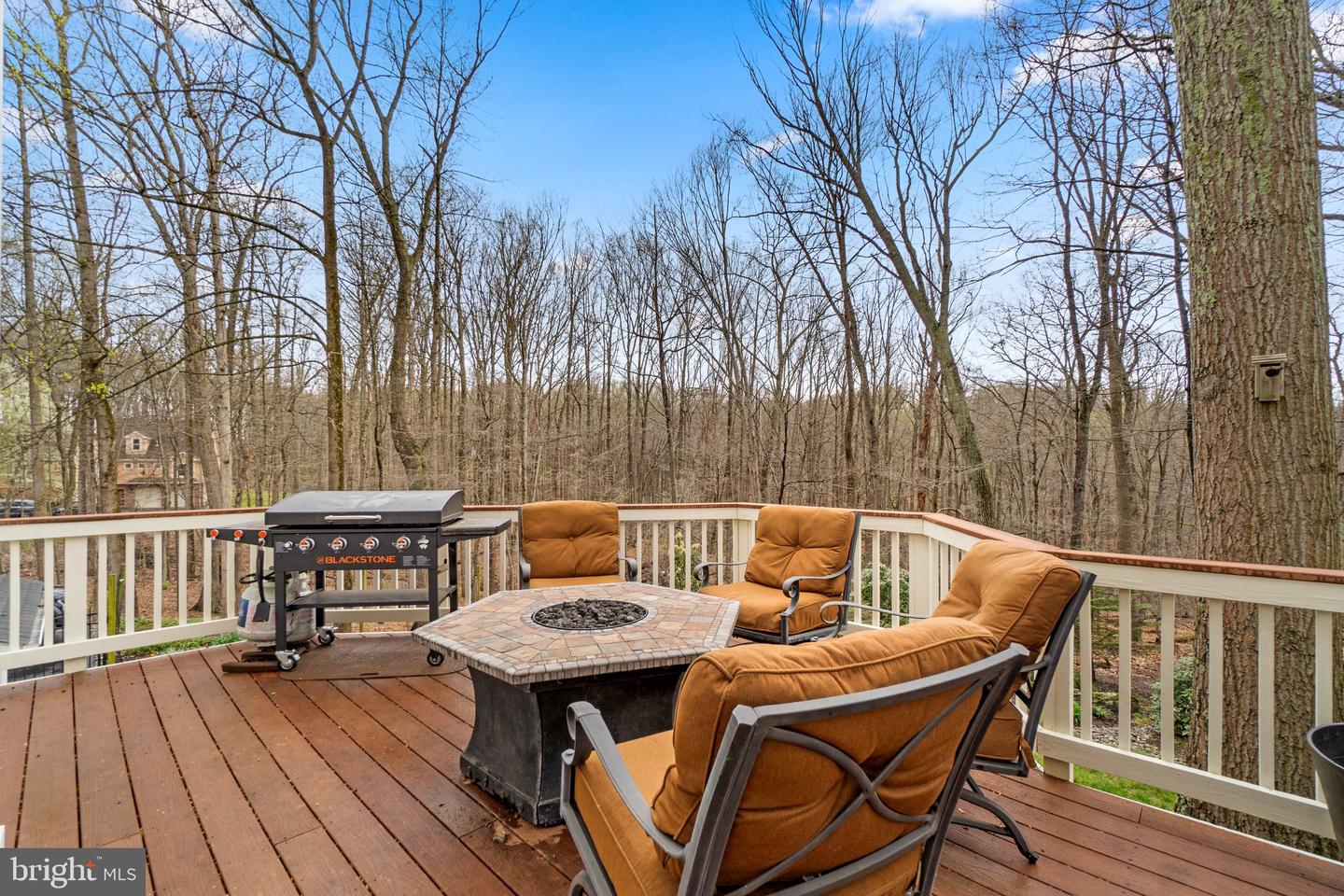 1236 Crows Foot Rd