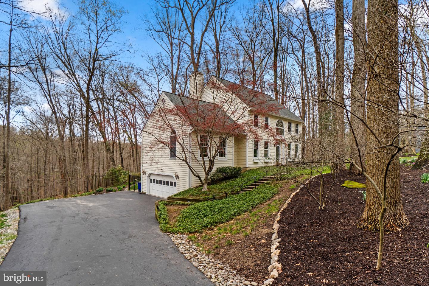 1236 Crows Foot Rd