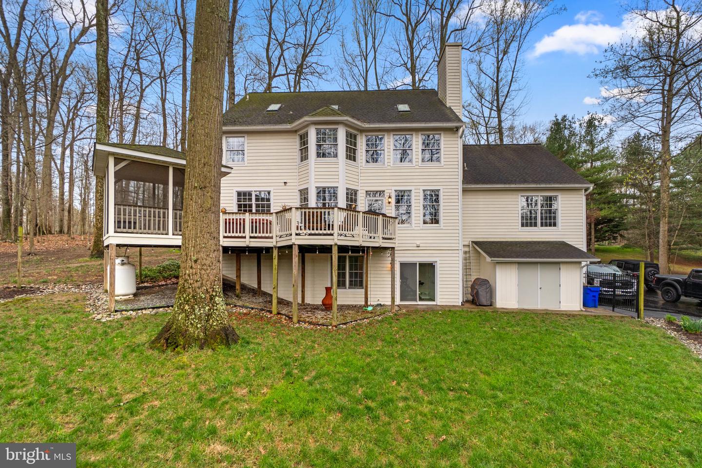 1236 Crows Foot Rd