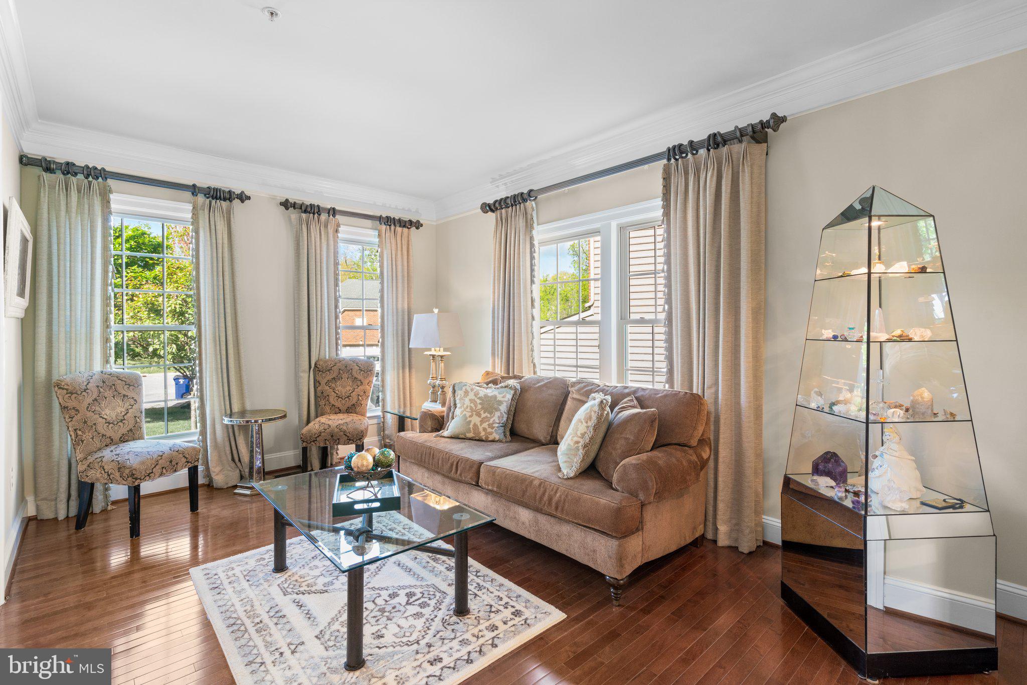 8348 Autumn River Dr