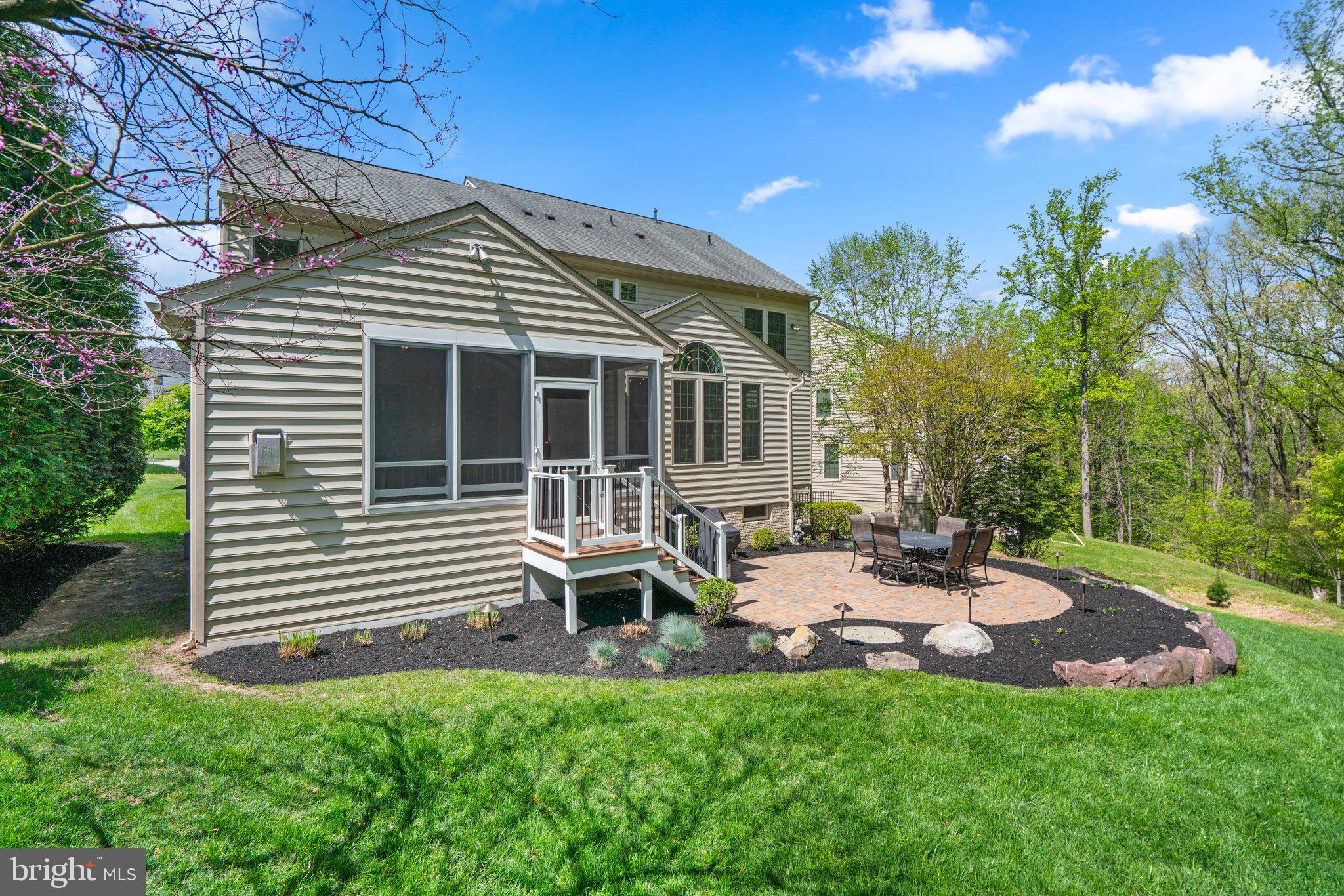 8348 Autumn River Dr