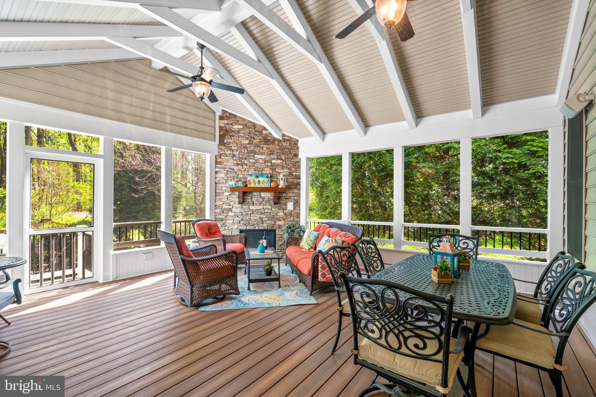 8348 Autumn River Dr