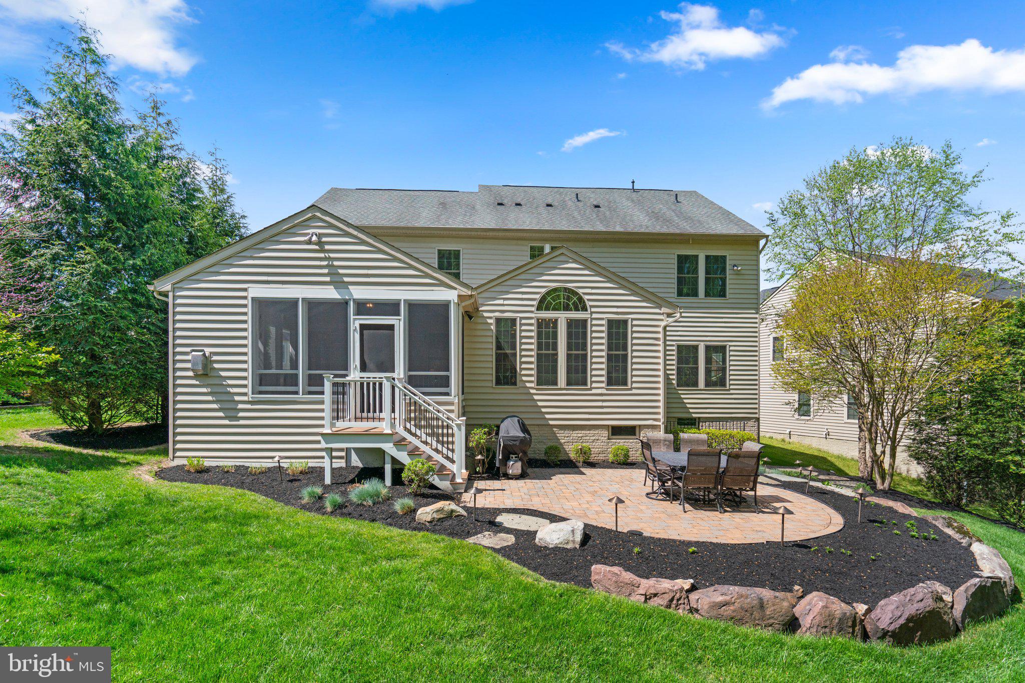 8348 Autumn River Dr