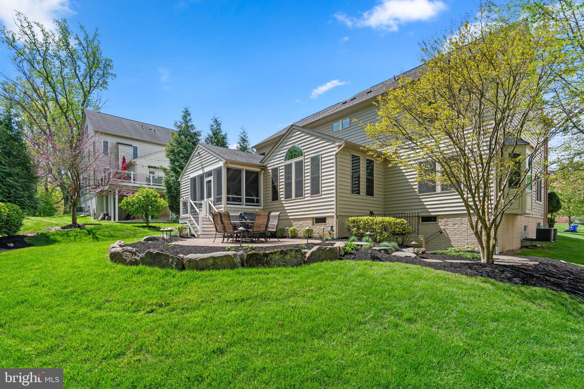 8348 Autumn River Dr