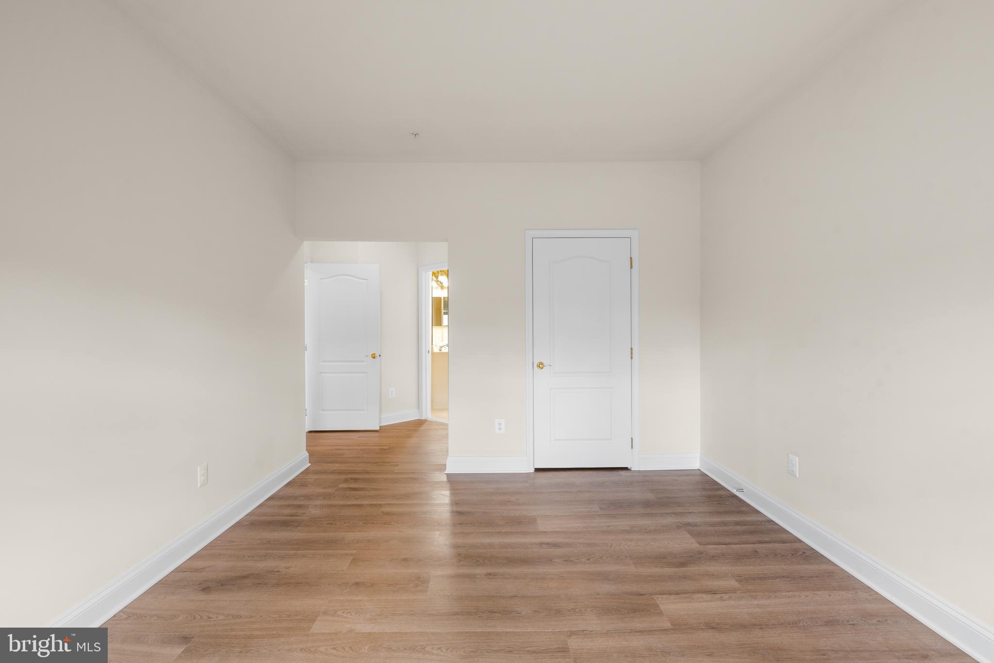 2130 Ganton Green Grn #201