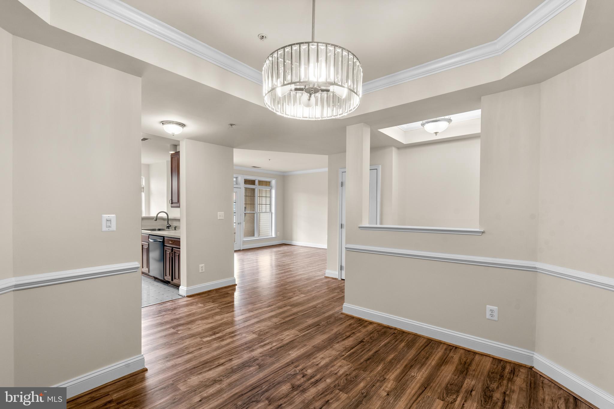 2130 Ganton Green Grn #201