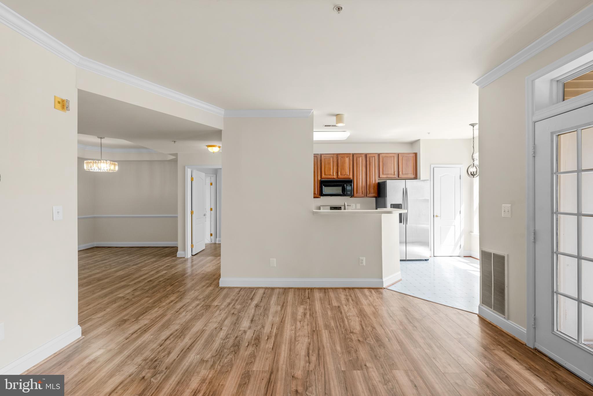 2130 Ganton Green Grn #201