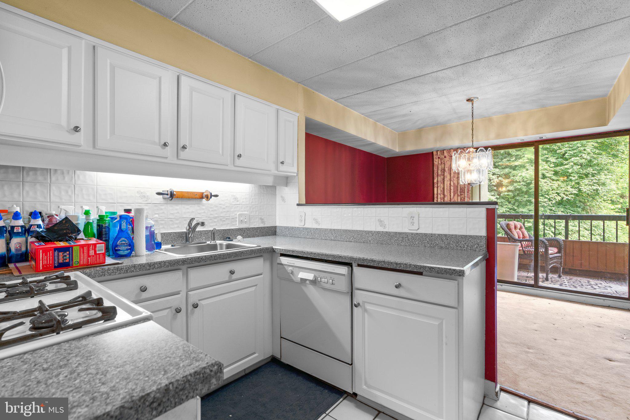 5723 Harpers Farm Rd #D