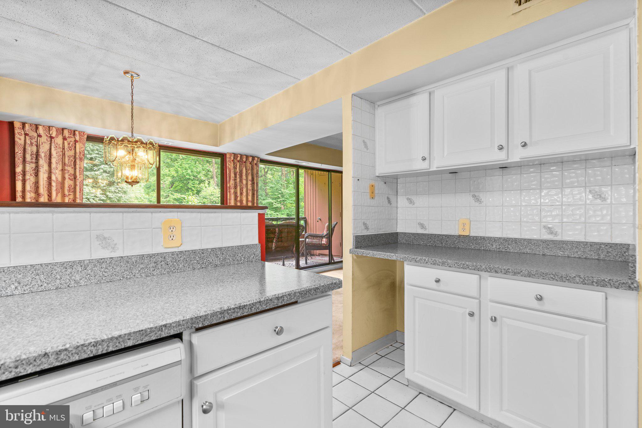 5723 Harpers Farm Rd #D