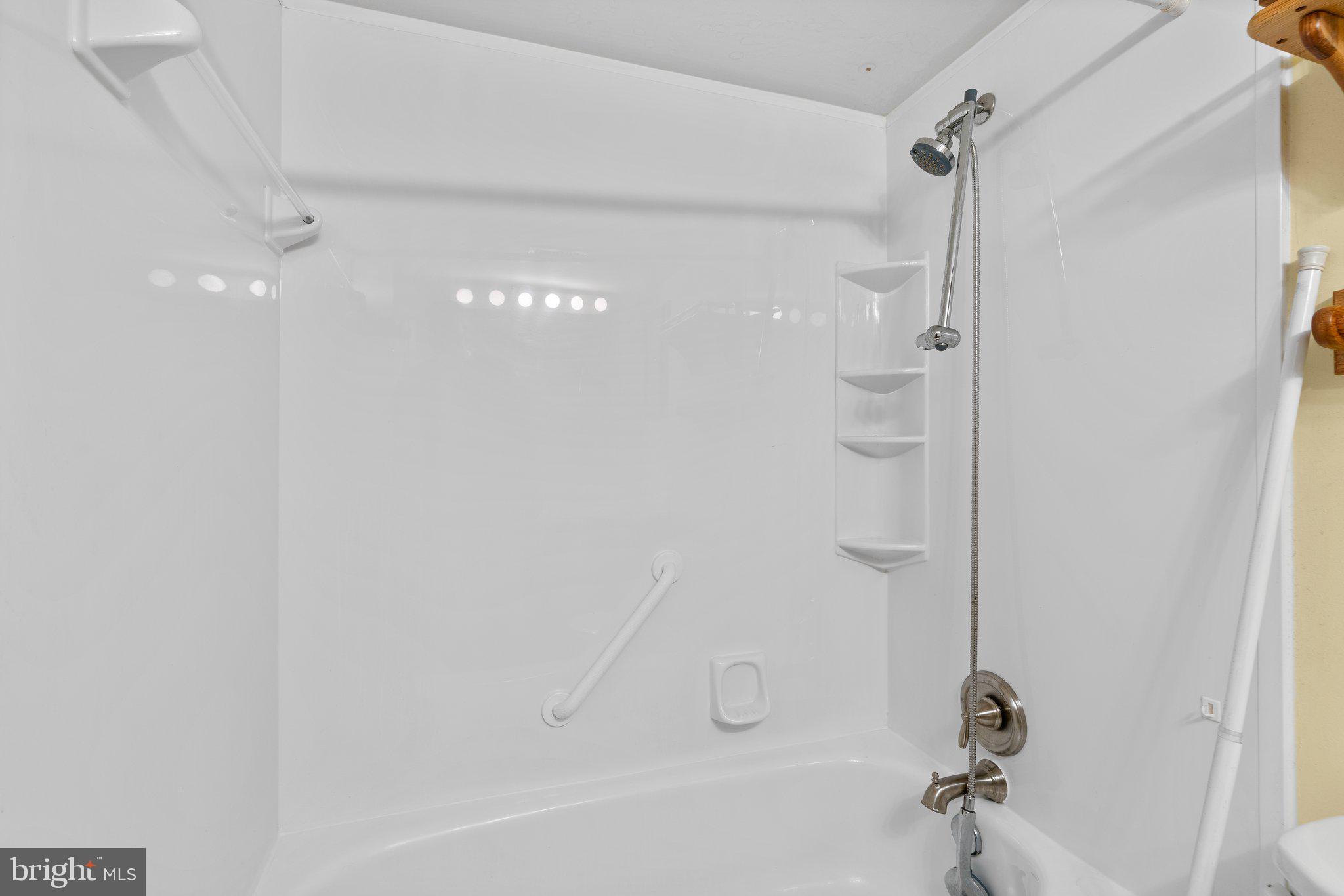 5723 Harpers Farm Rd #D