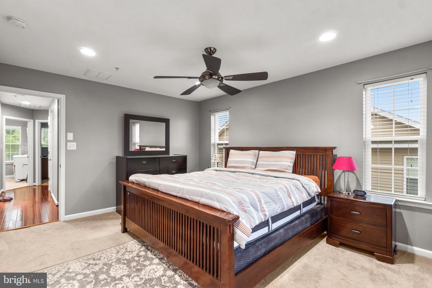 2909 Burrows Ln