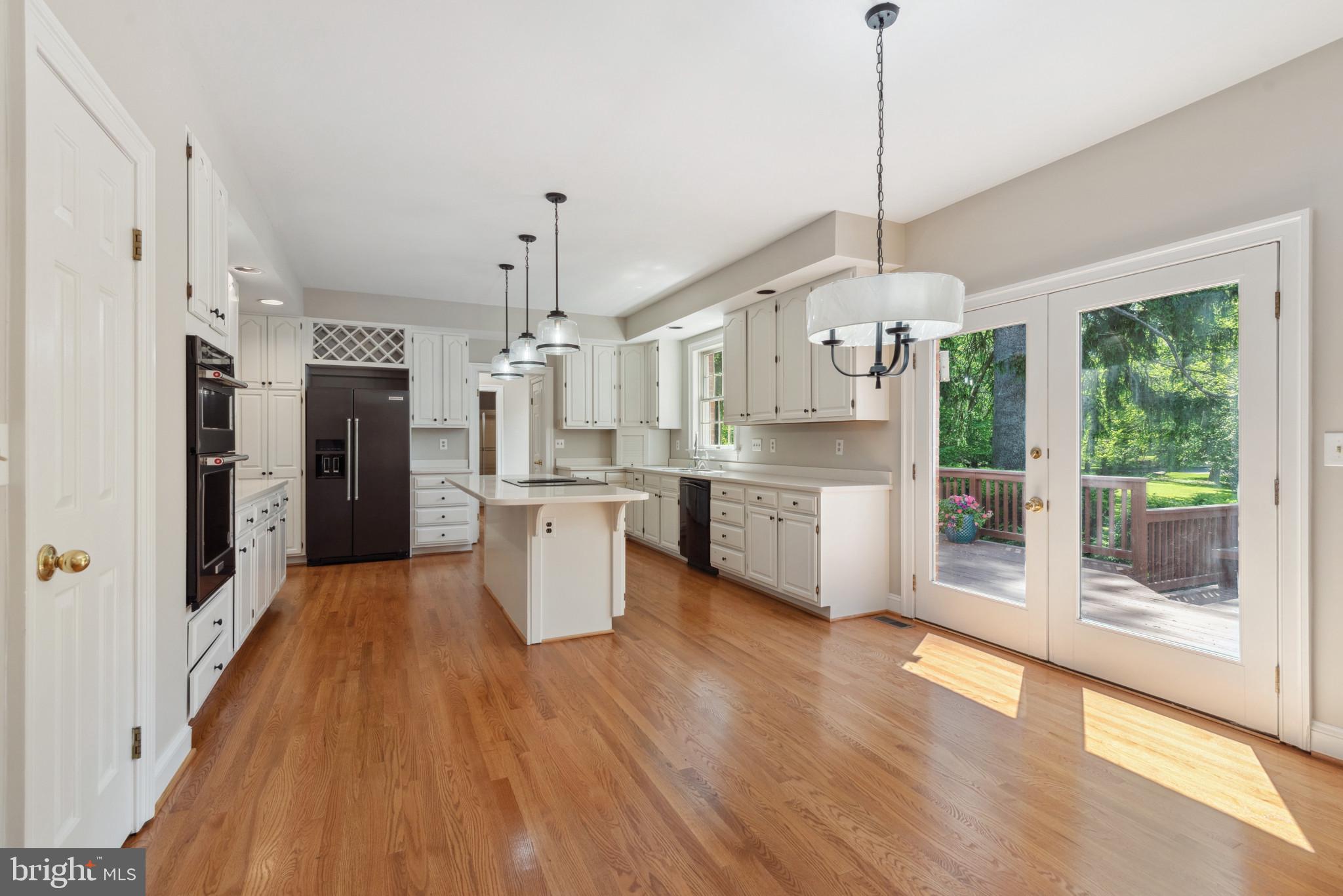 3125 Emerald Valley Rd