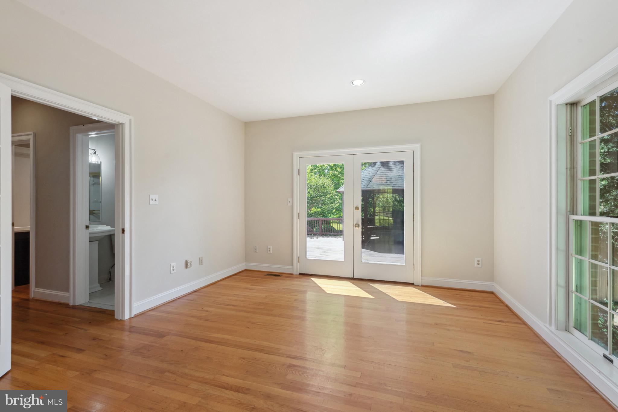 3125 Emerald Valley Rd