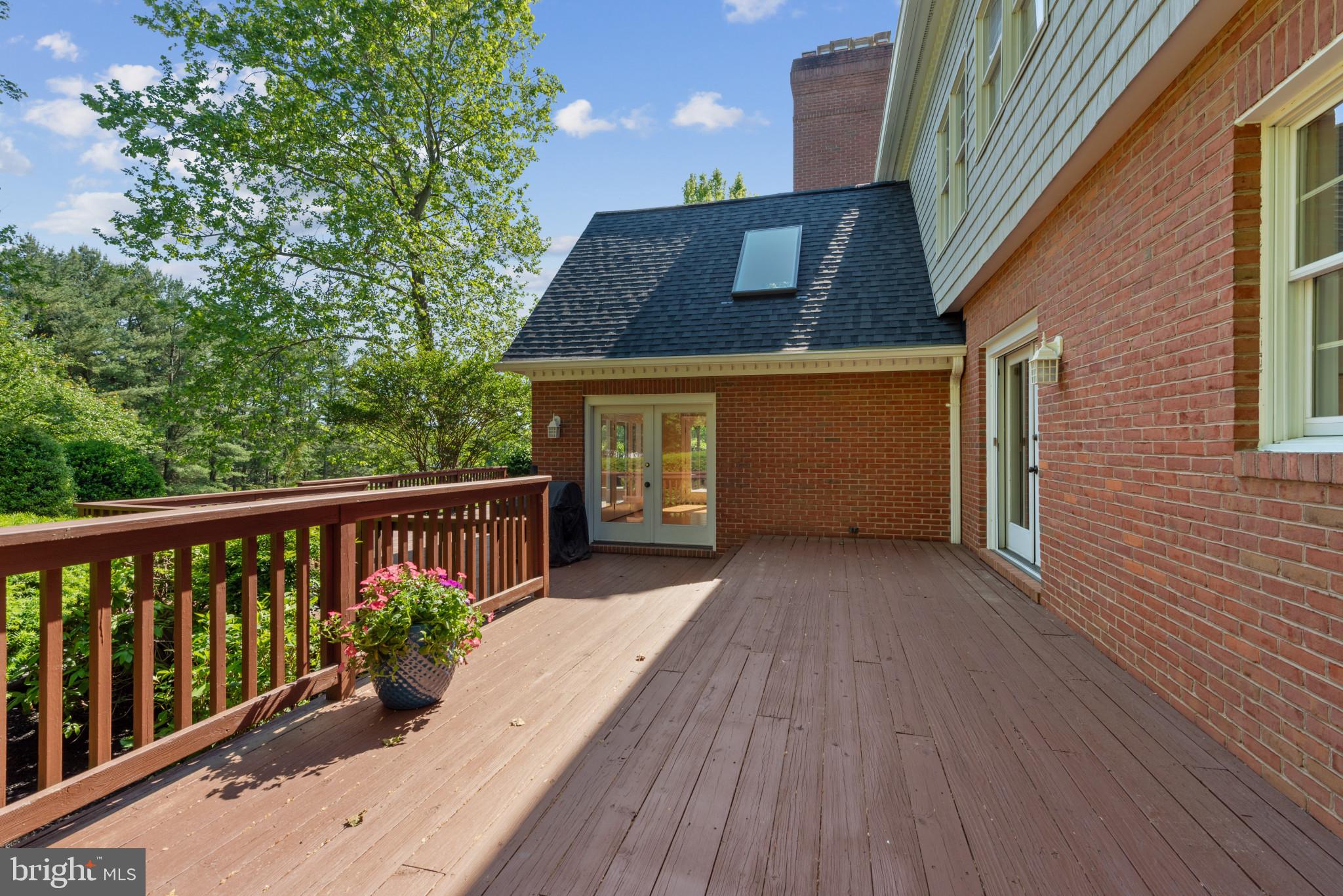 3125 Emerald Valley Rd