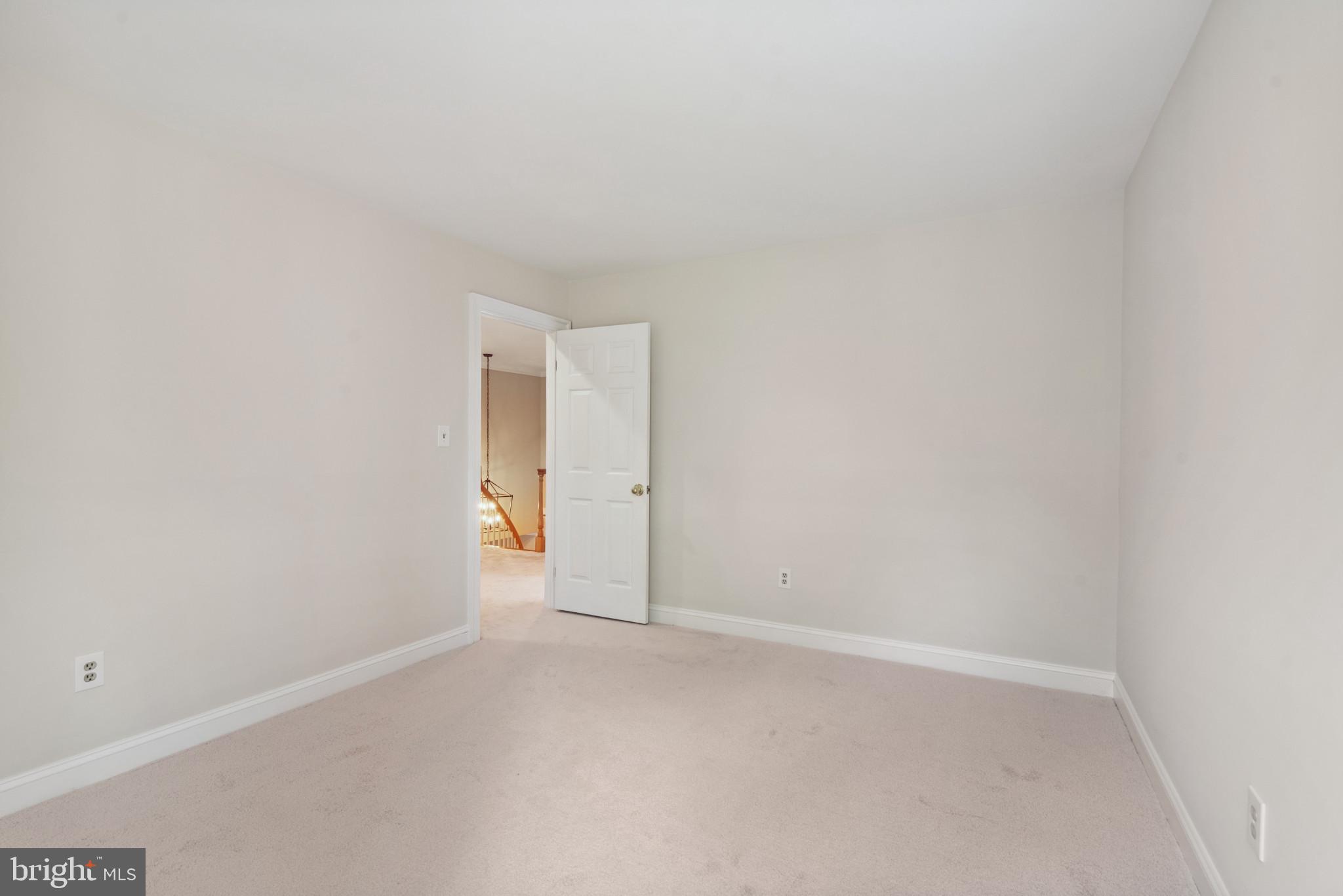 3125 Emerald Valley Rd