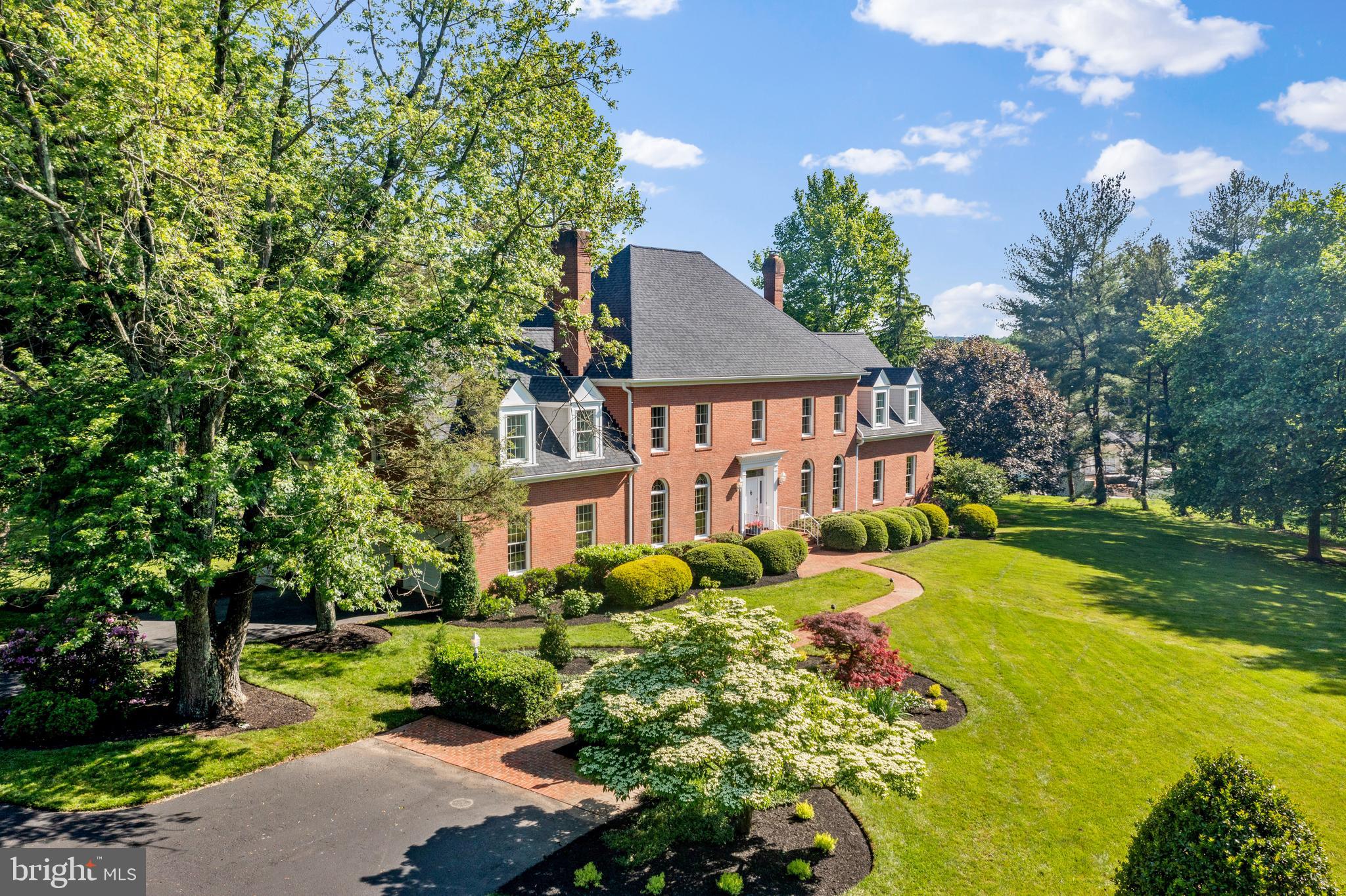 3125 Emerald Valley Rd