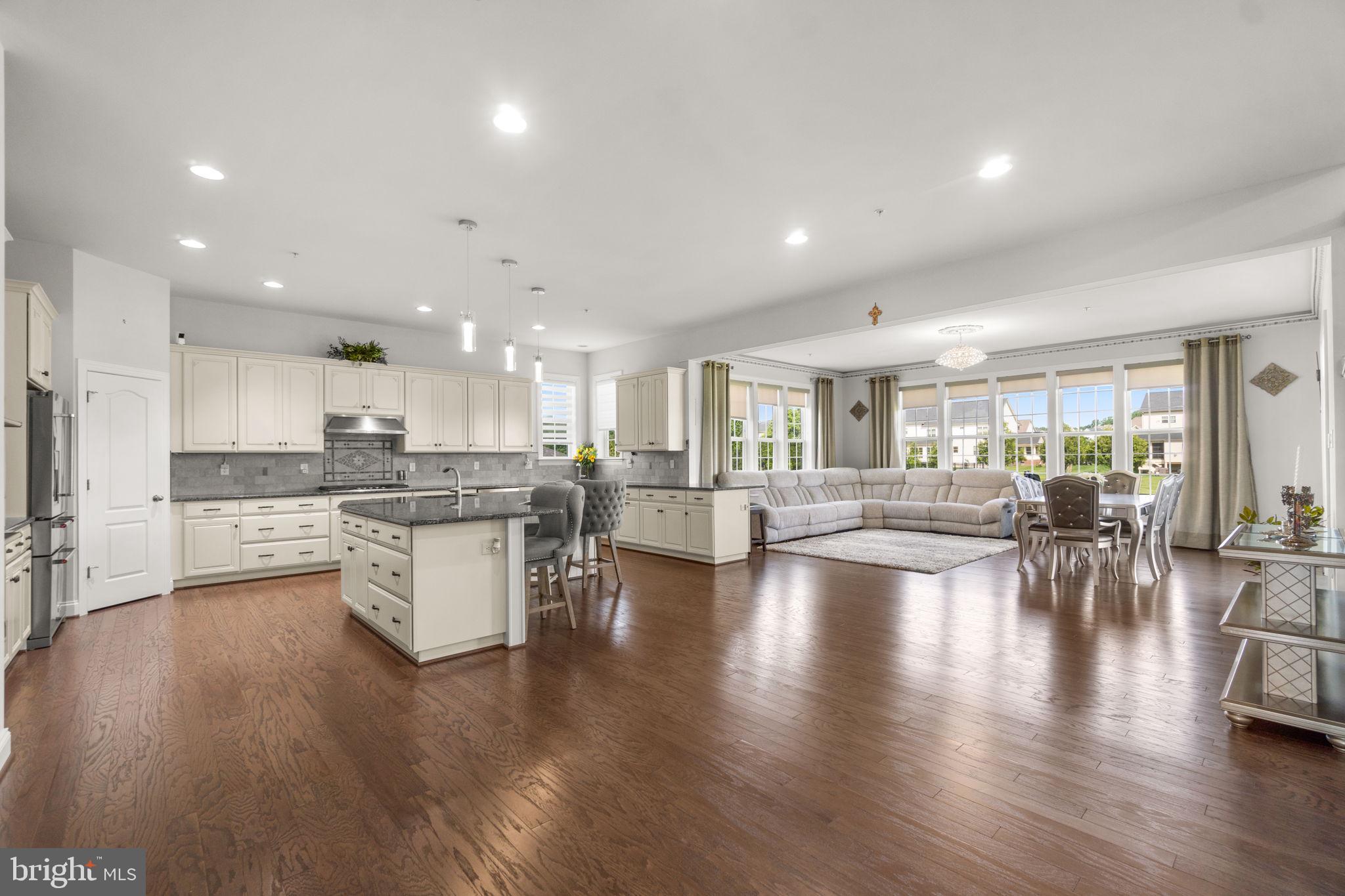 5014 Crape Myrtle Ct