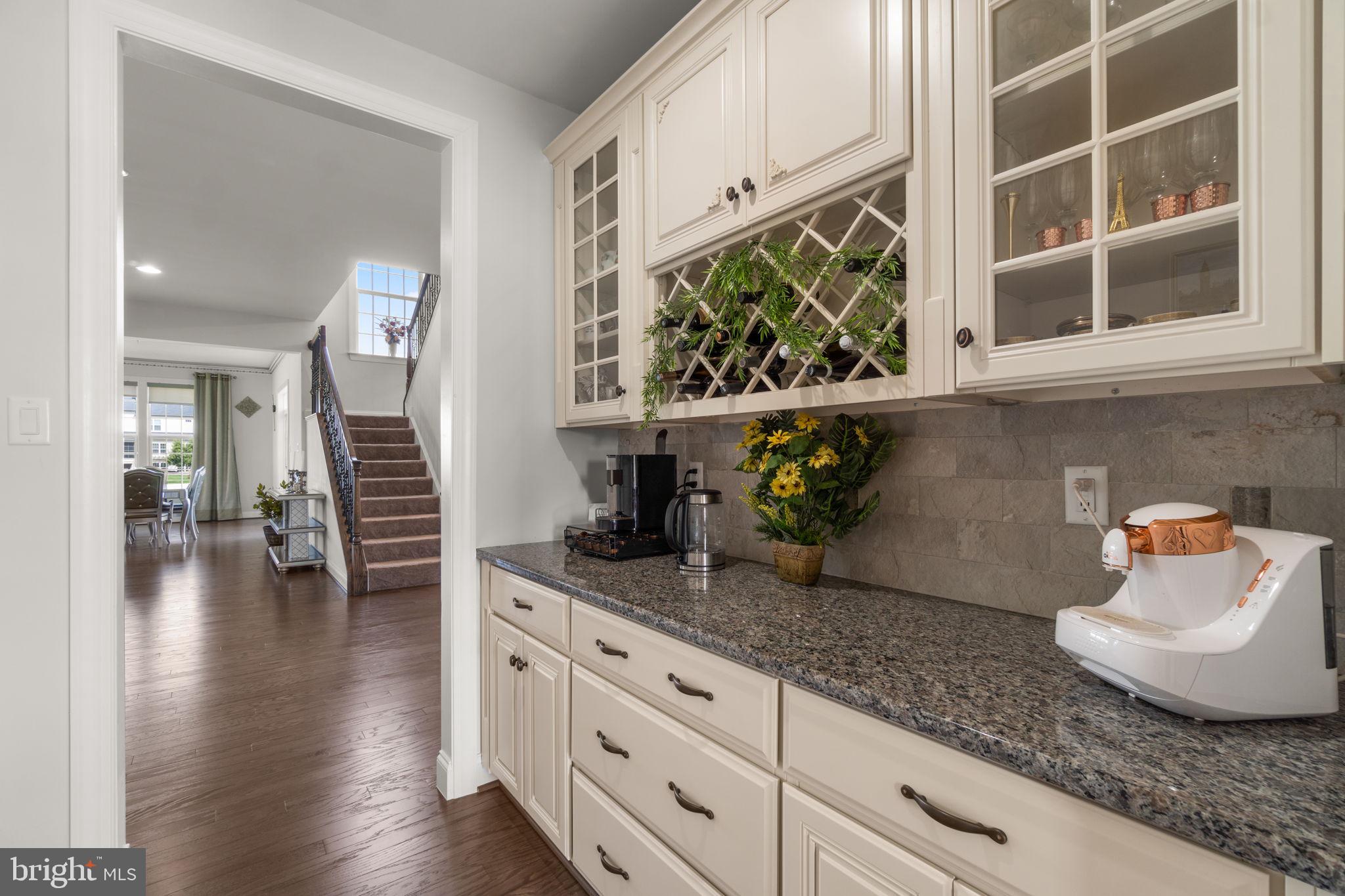 5014 Crape Myrtle Ct