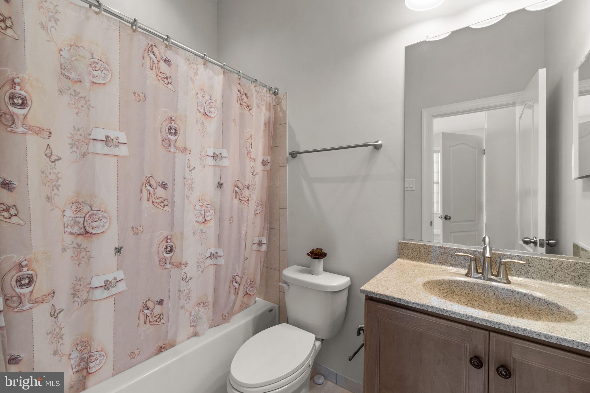 5014 Crape Myrtle Ct