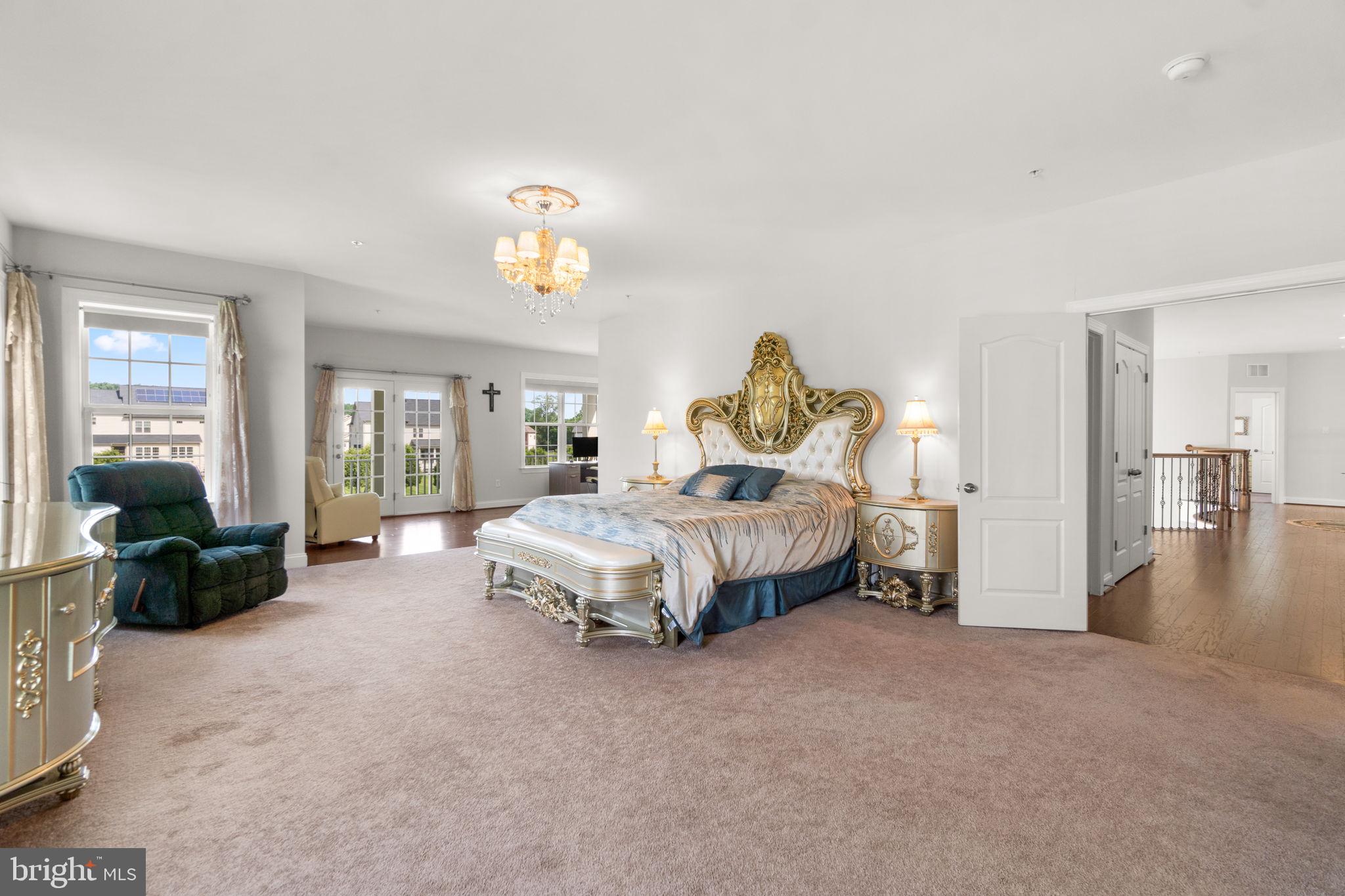 5014 Crape Myrtle Ct