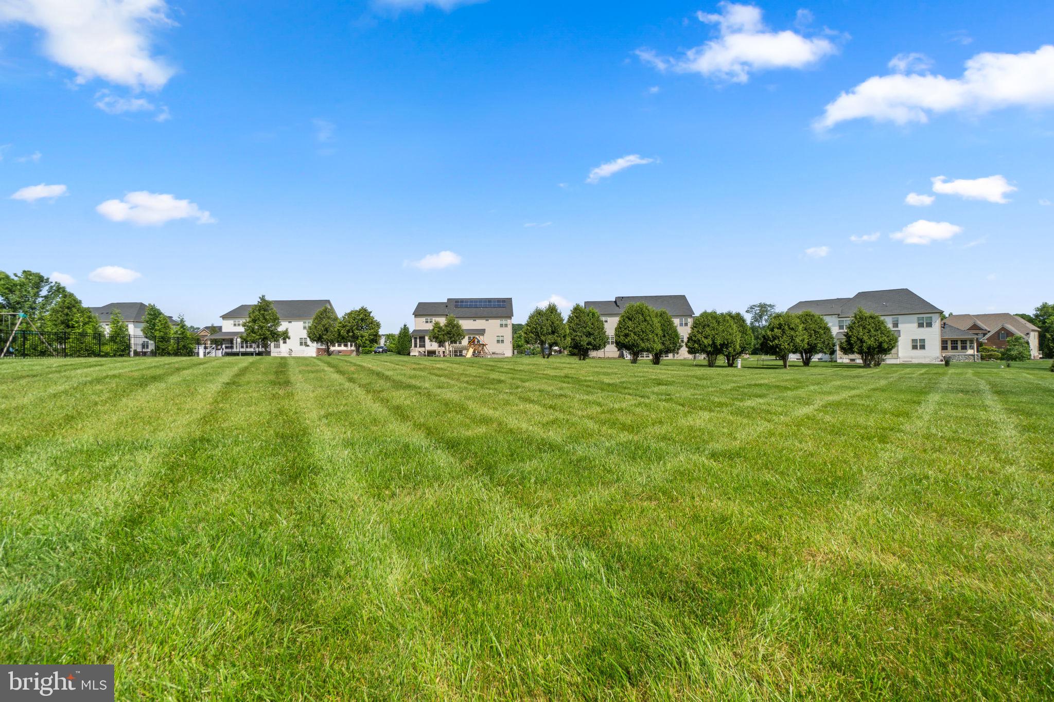 5014 Crape Myrtle Ct