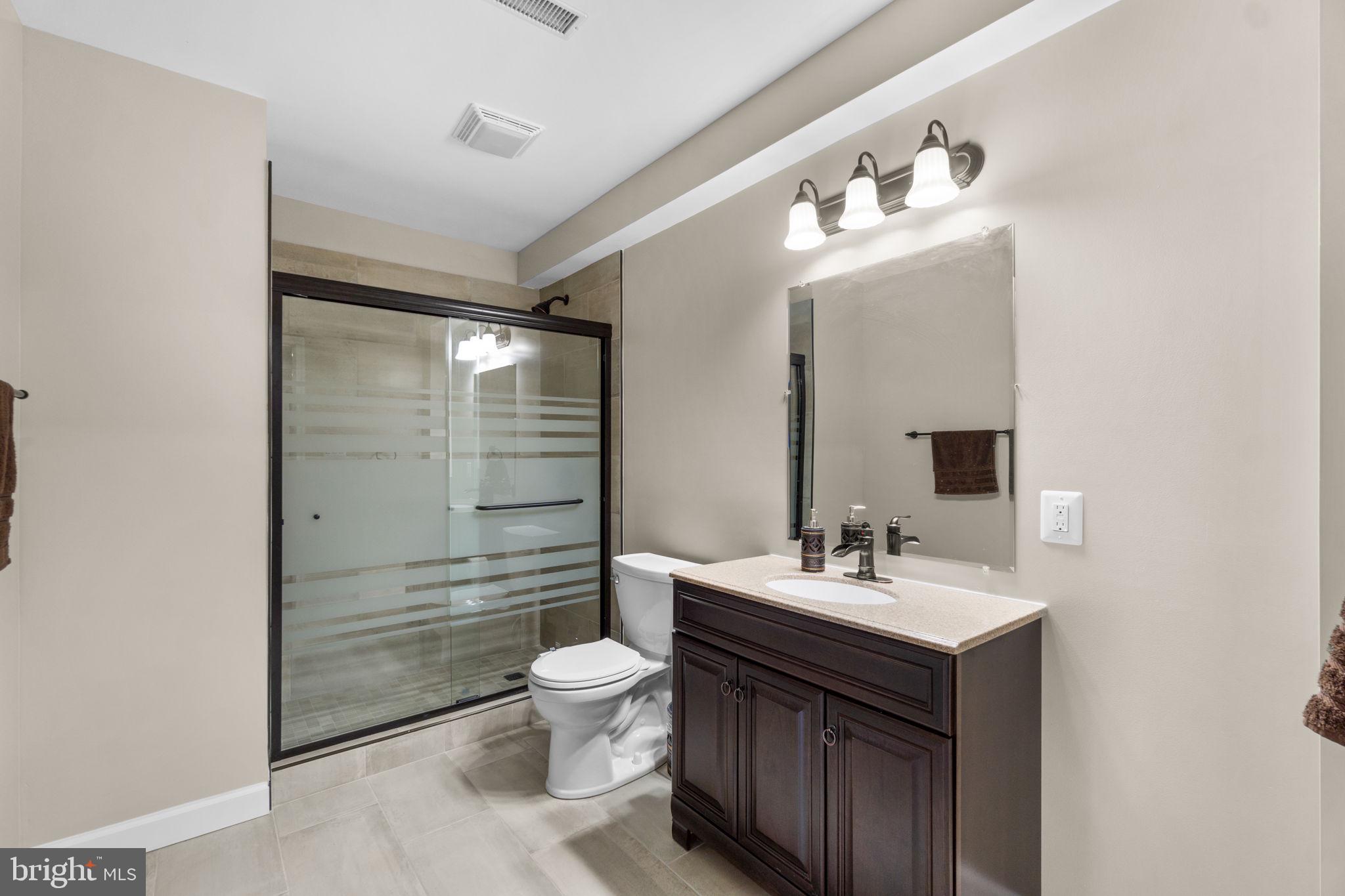 5014 Crape Myrtle Ct