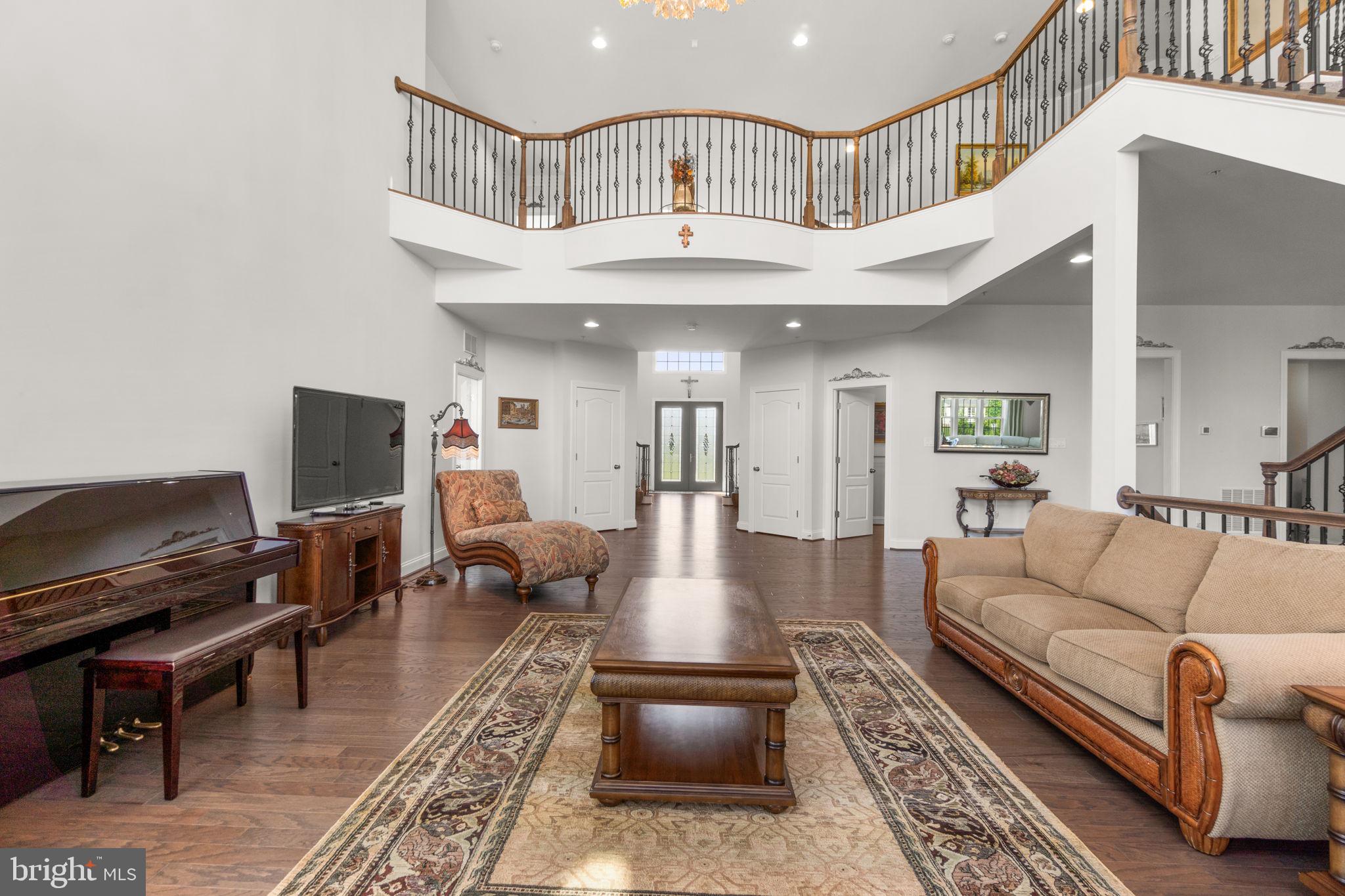 5014 Crape Myrtle Ct