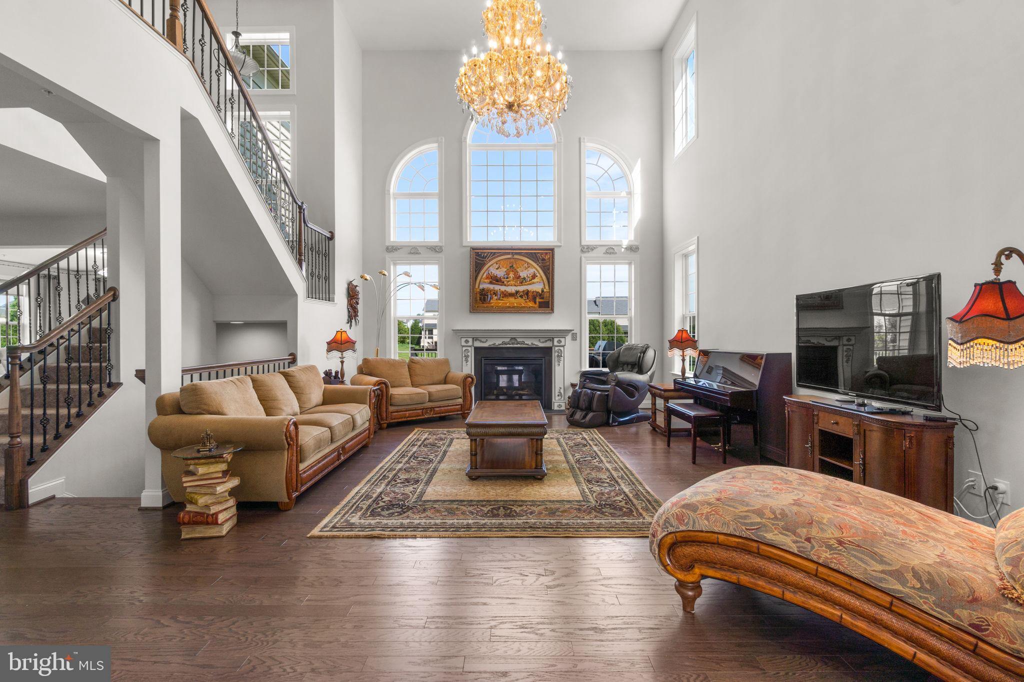 5014 Crape Myrtle Ct