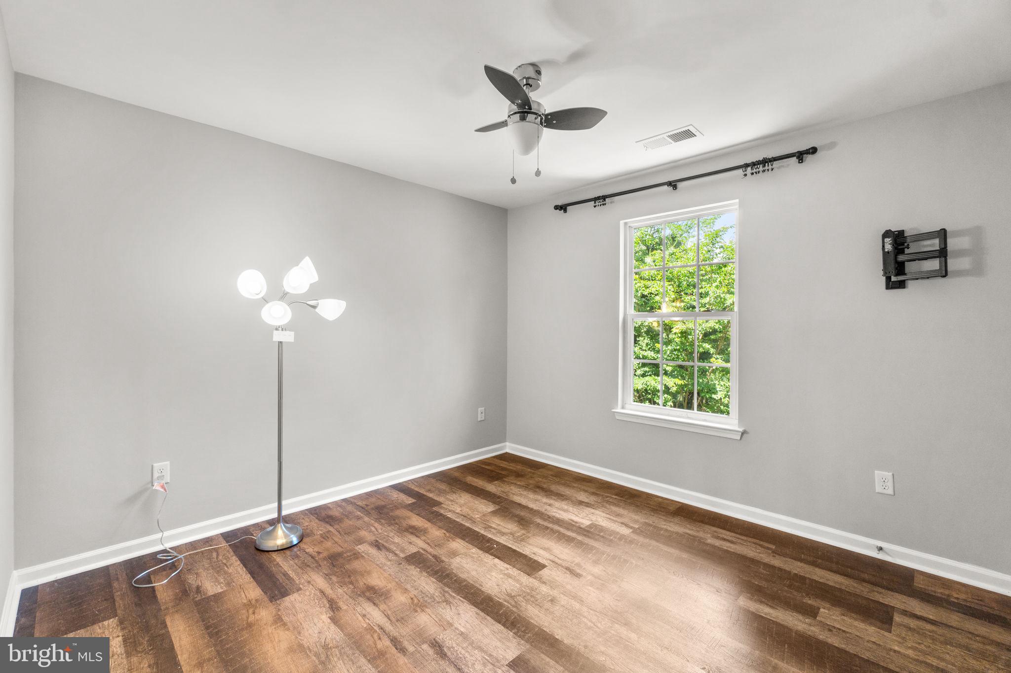 7527 Talbots Woods Ct