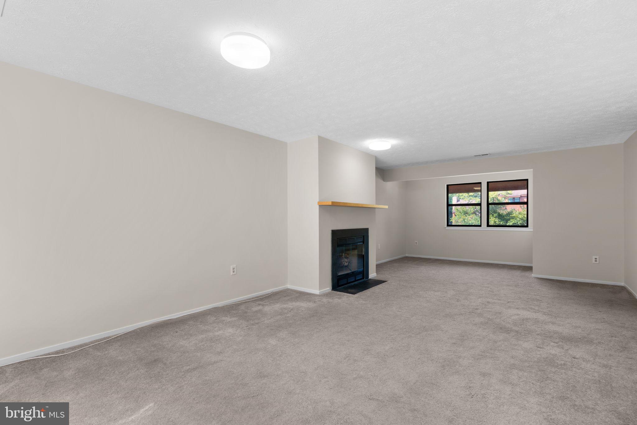 7587 Weather Worn Way #E