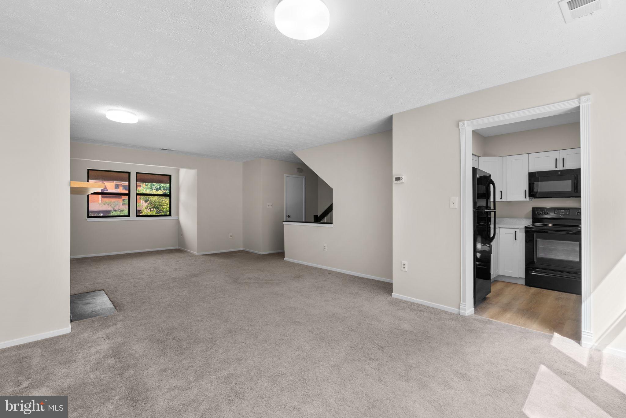 7587 Weather Worn Way #E