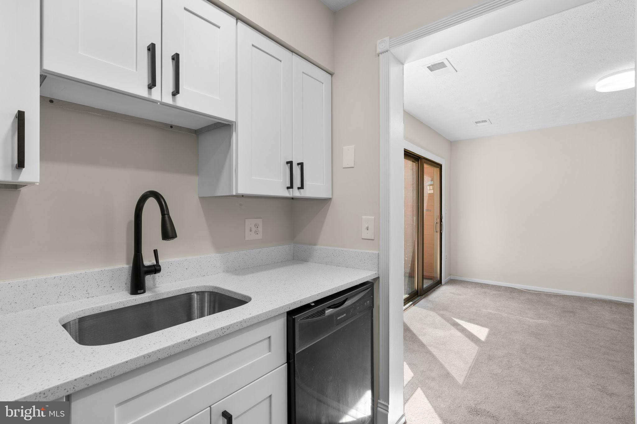 7587 Weather Worn Way #E