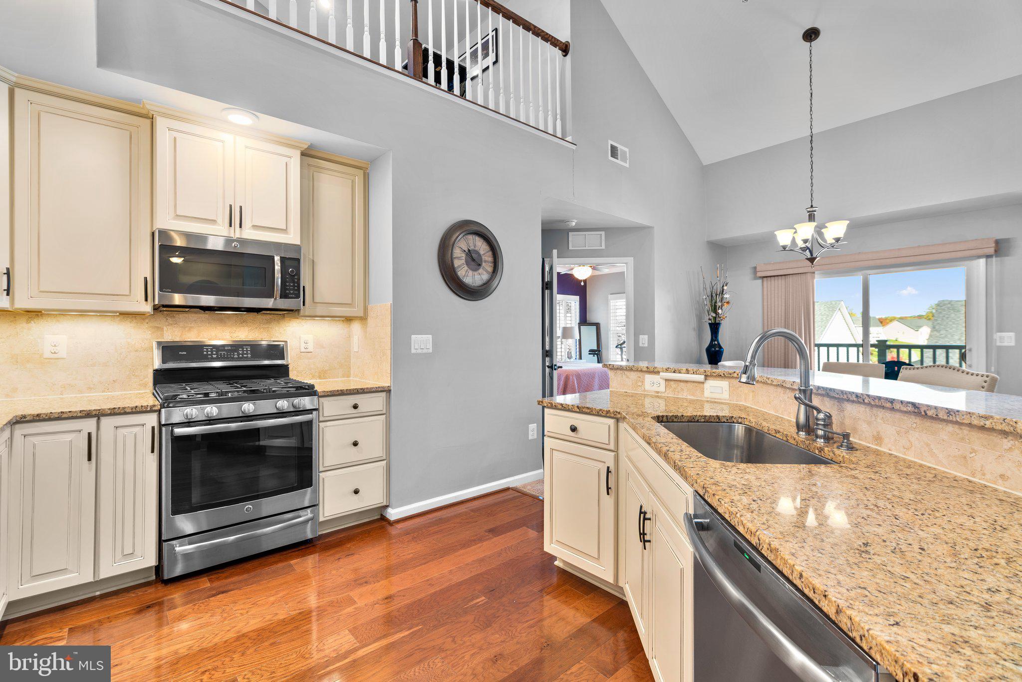 2241 John Gravel Rd #P