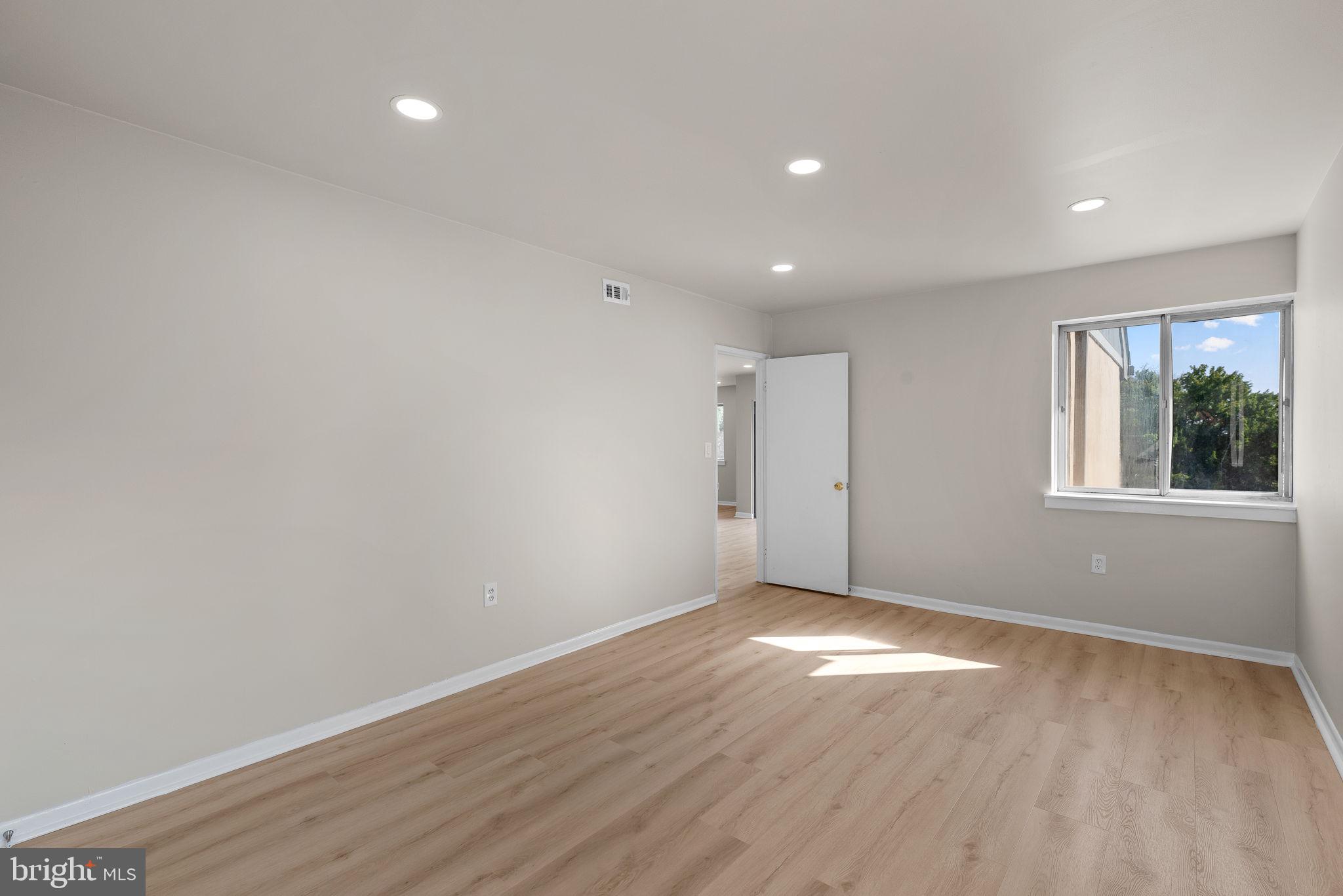 5007 Green Mountain Cir #6