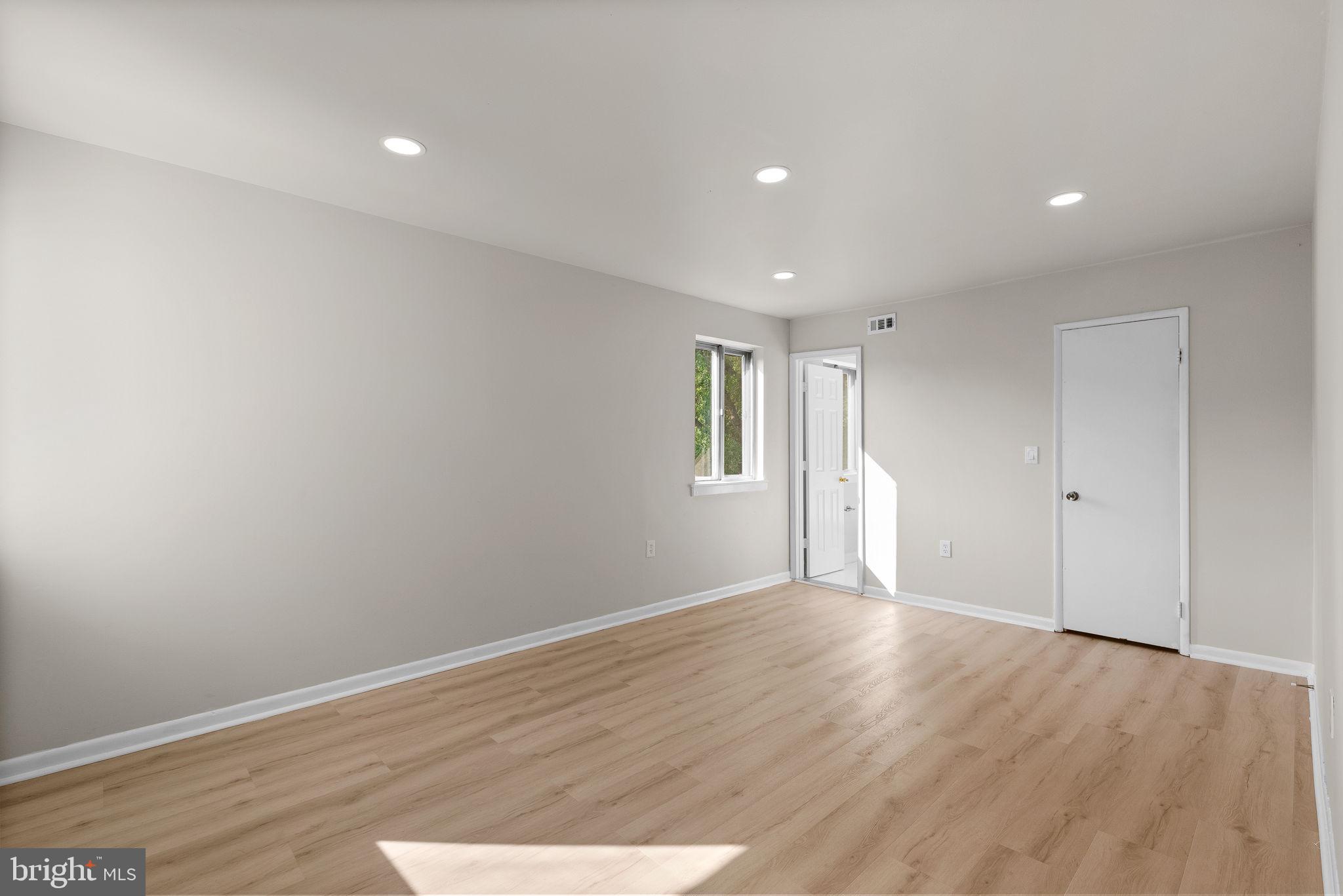 5007 Green Mountain Cir #6