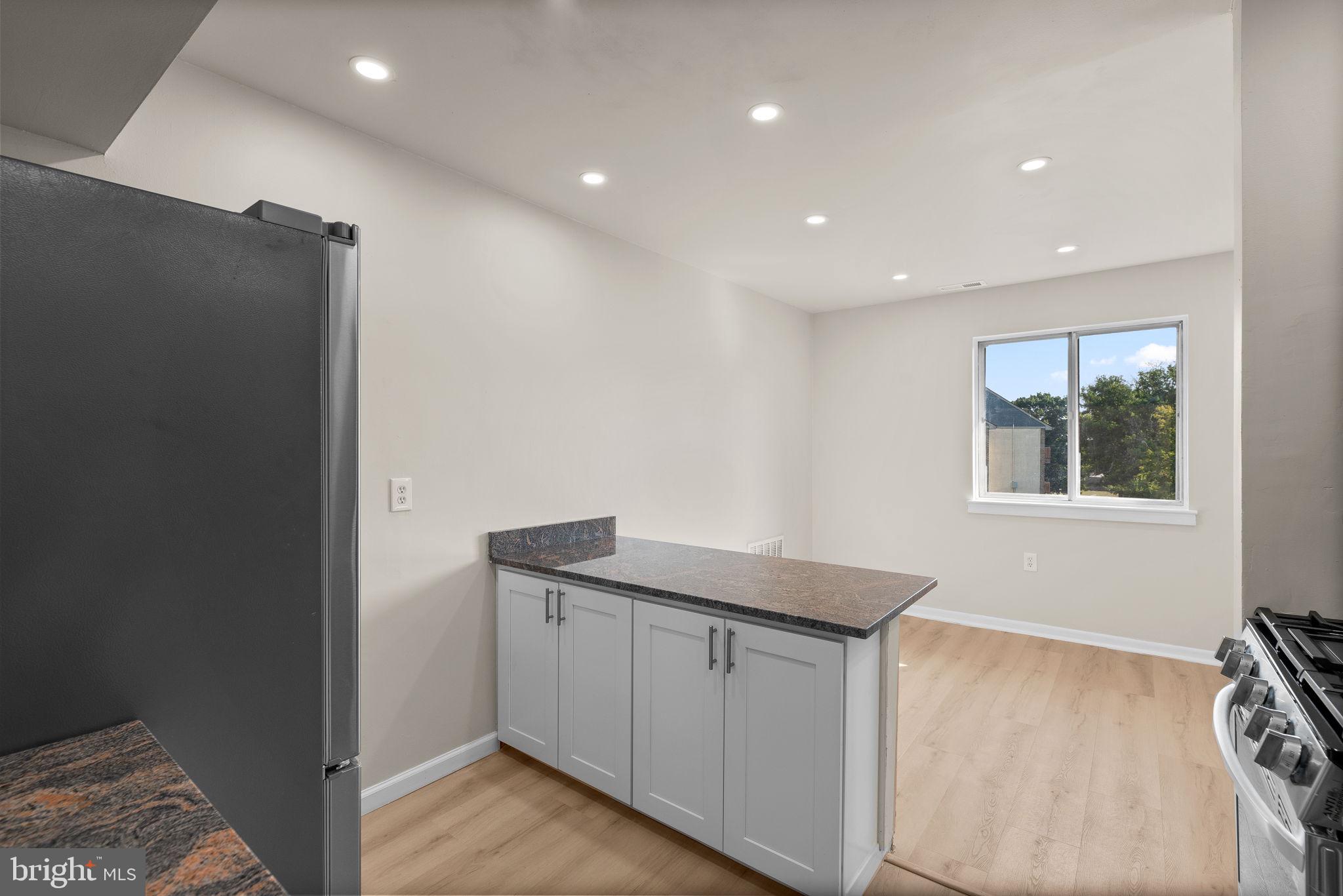 5007 Green Mountain Cir #6