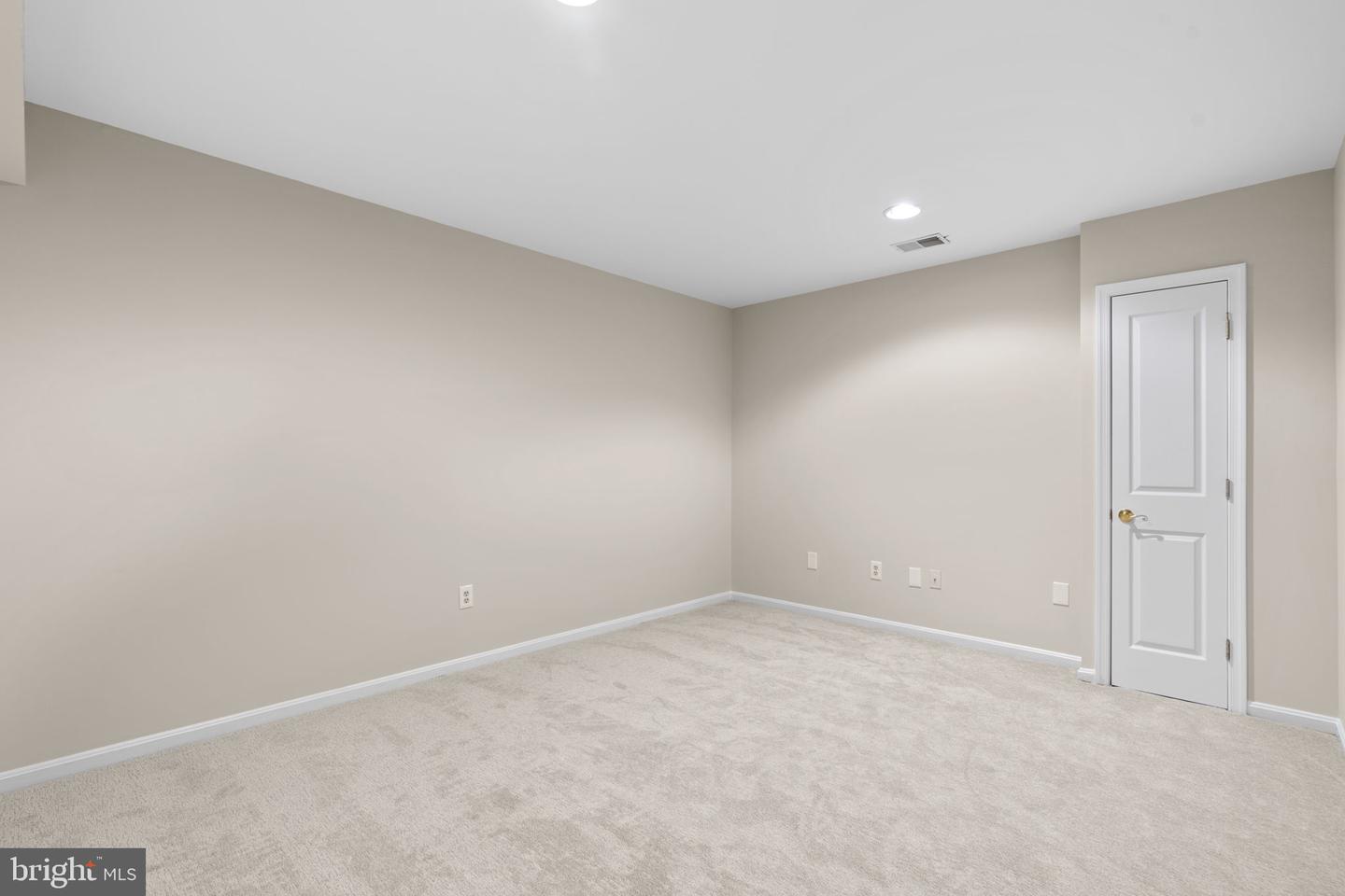 11300 Ridermark Row