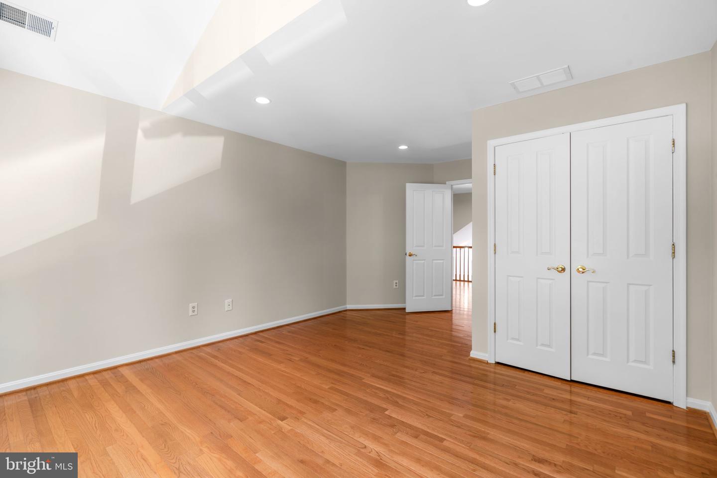 11300 Ridermark Row