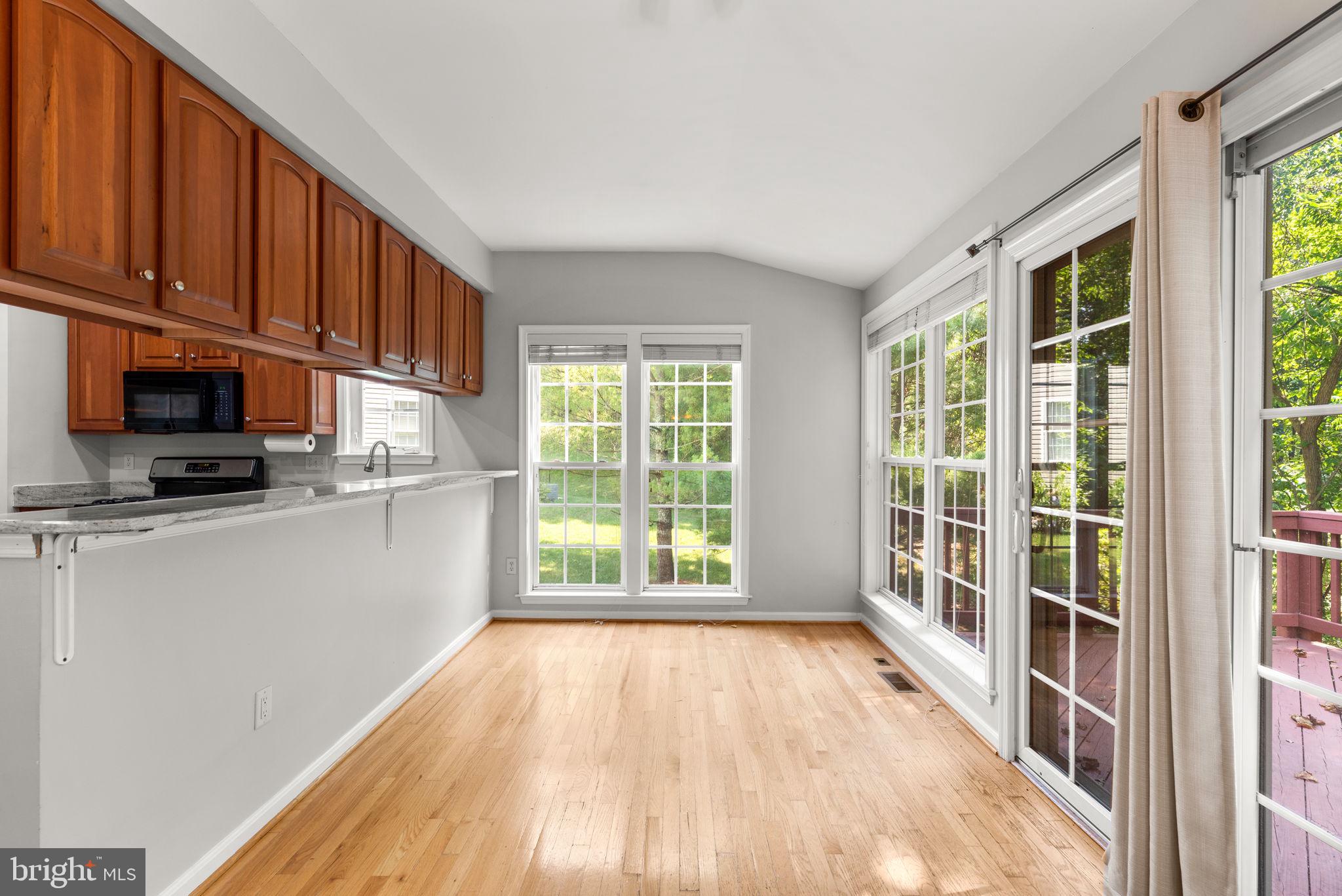 4333 ENGLISH MORNING LN