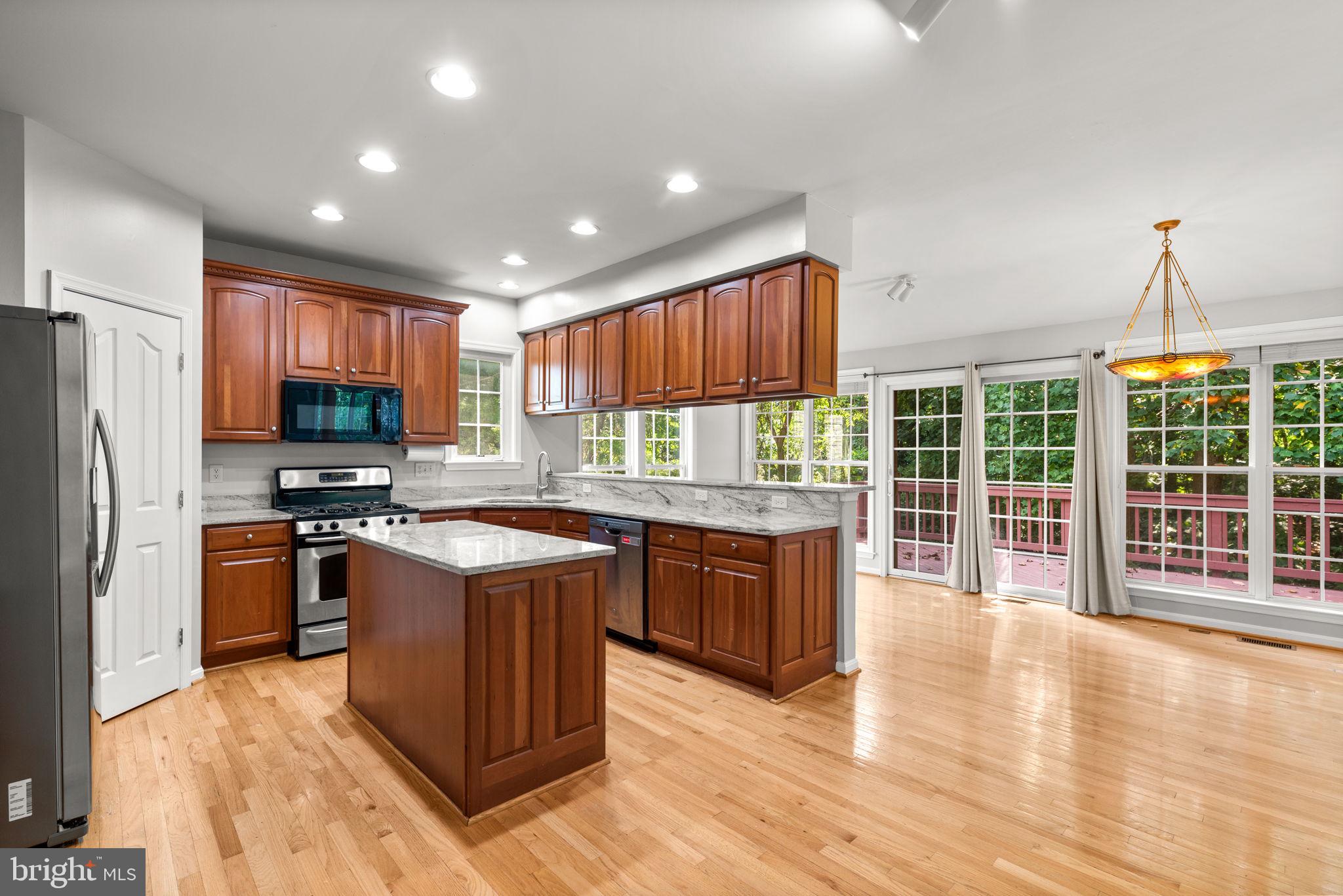 4333 ENGLISH MORNING LN