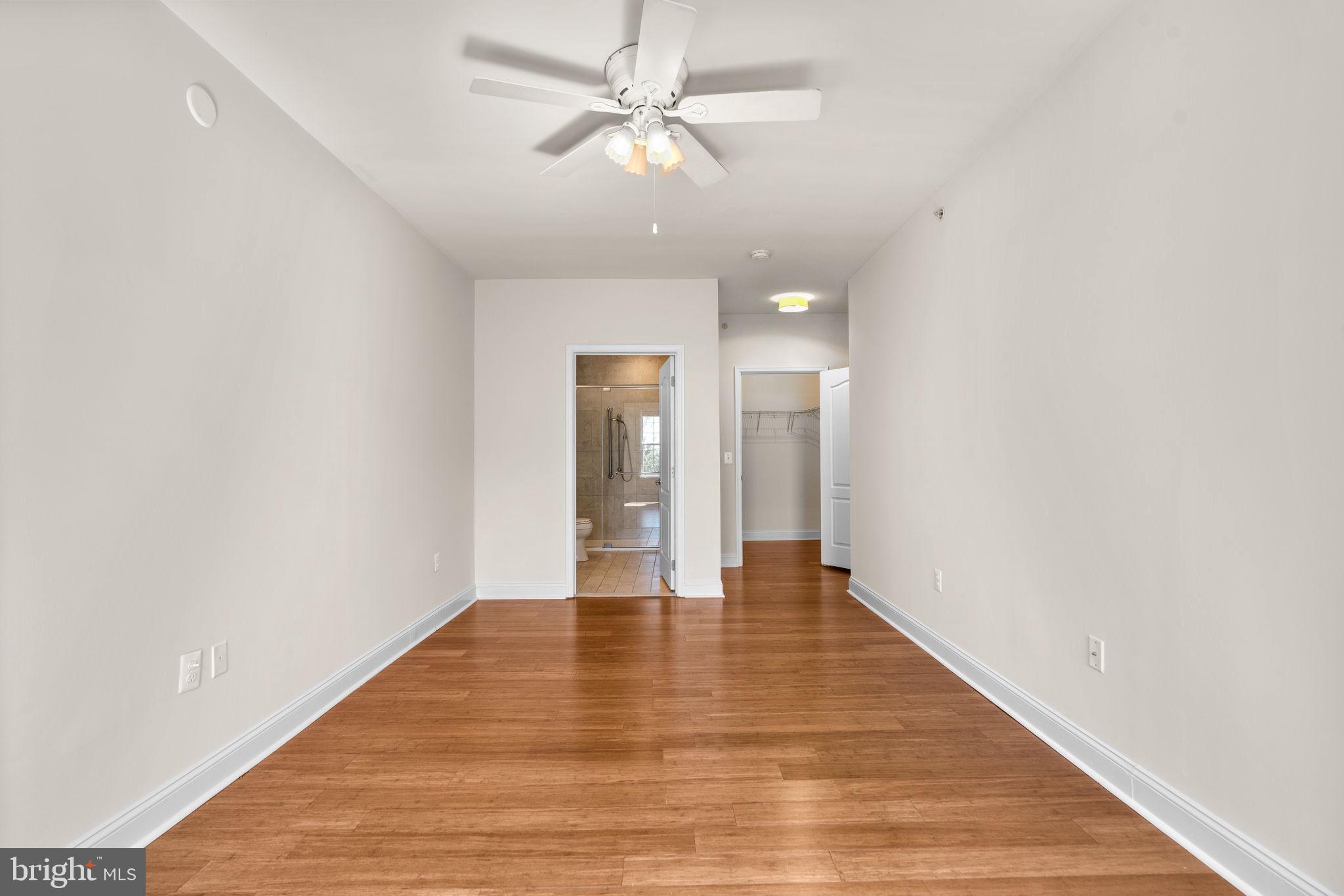 5801 CLIPPER LN #408