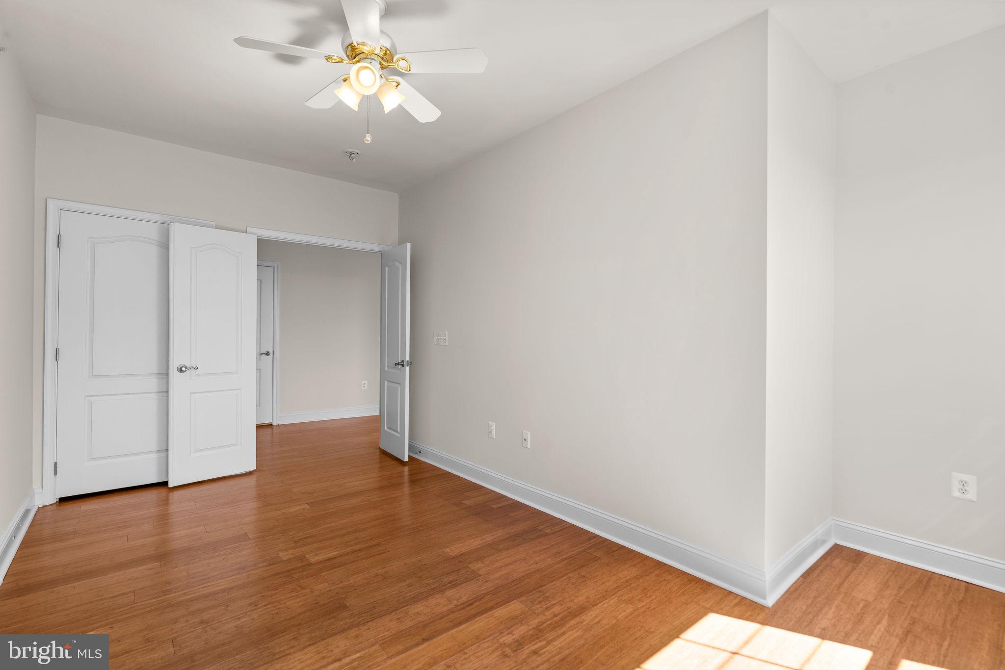 5801 CLIPPER LN #408