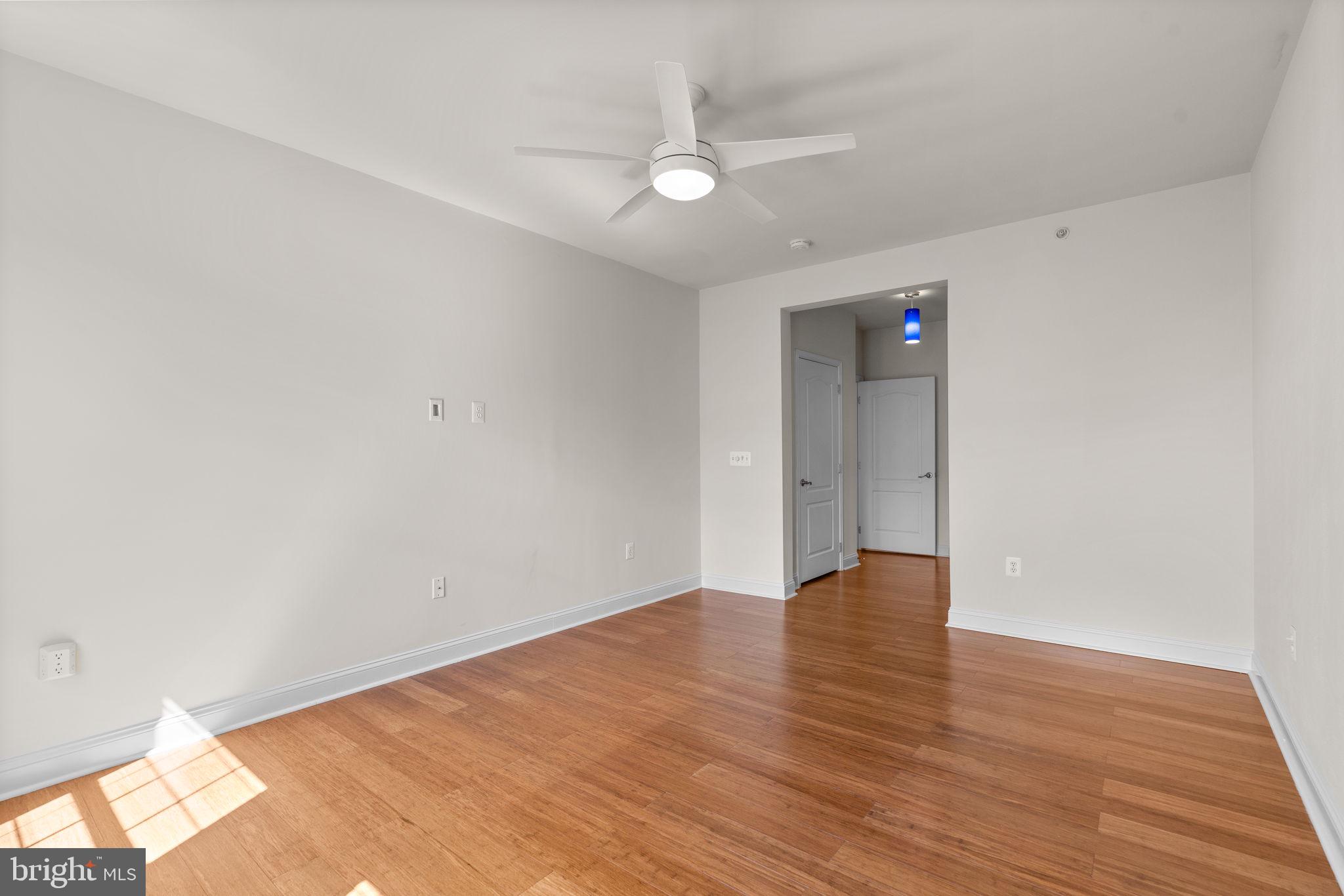 5801 CLIPPER LN #408