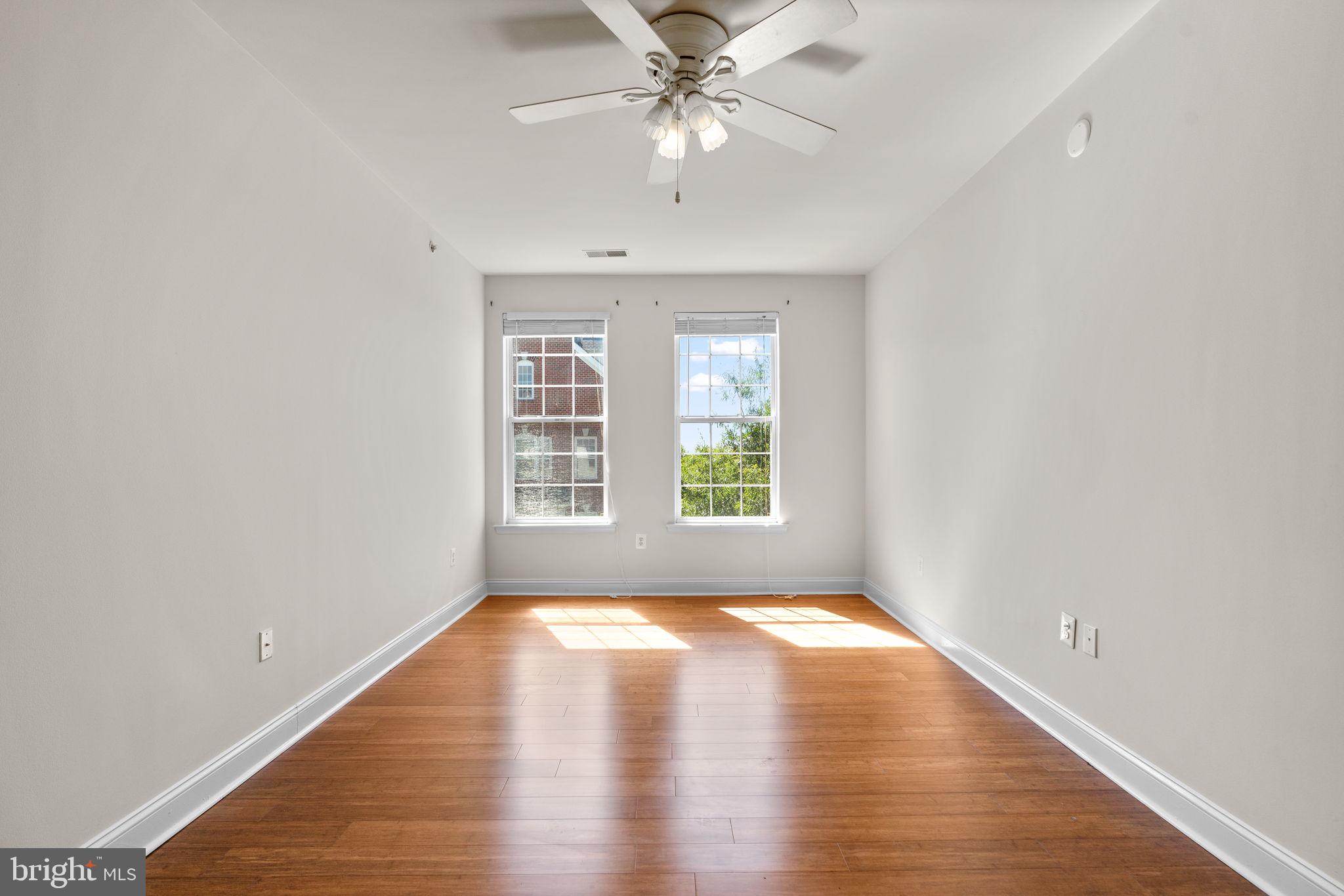 5801 CLIPPER LN #408