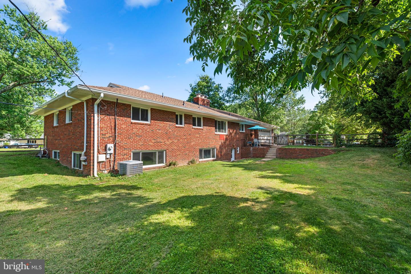 6308 Dewey Dr