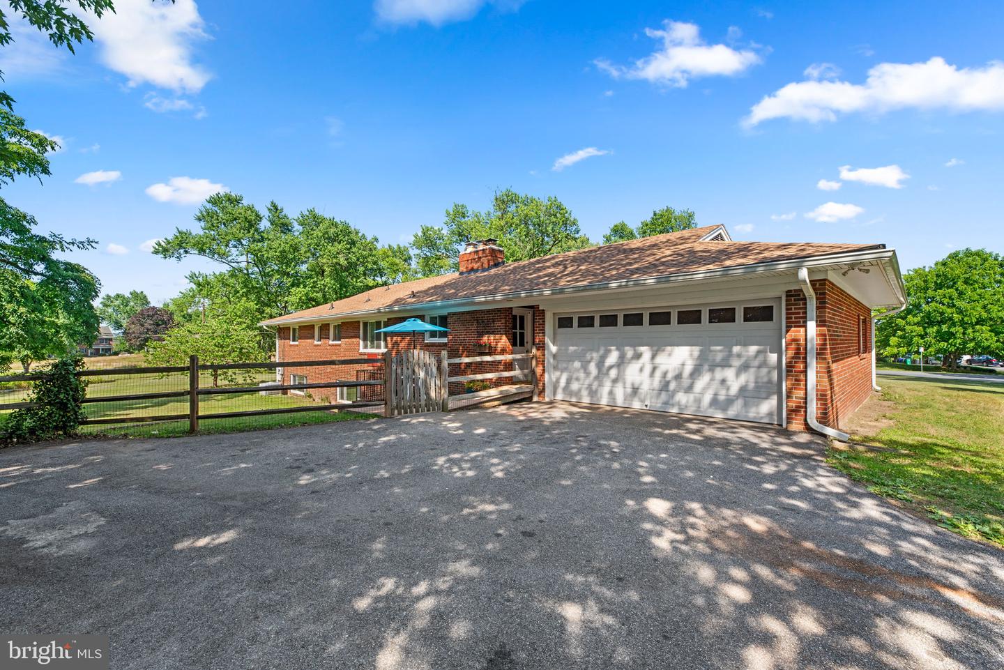 6308 Dewey Dr