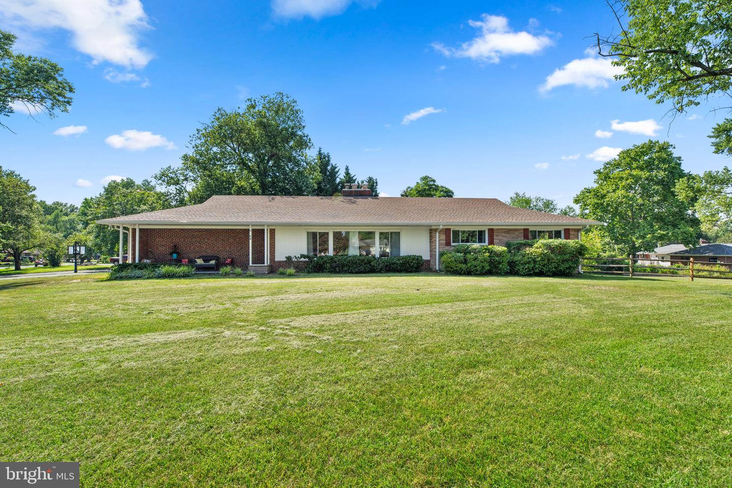 6308 Dewey Dr