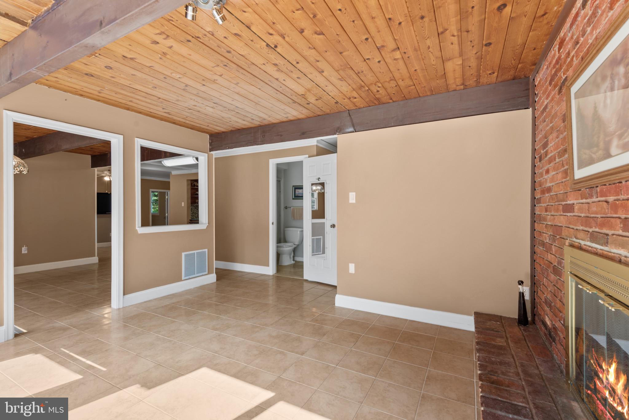 16420 Old Frederick Rd