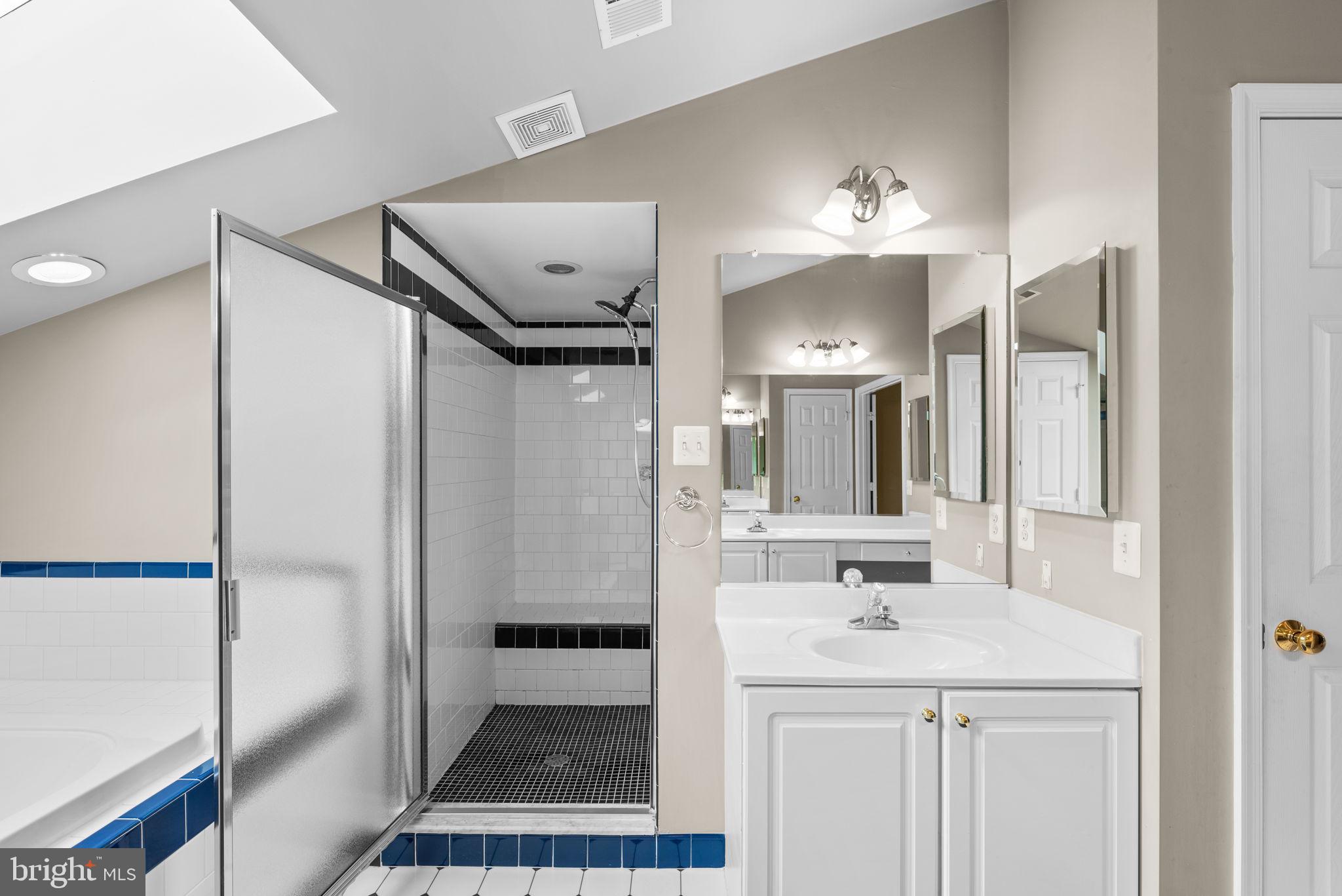 6600 Gleaming Sand Chase